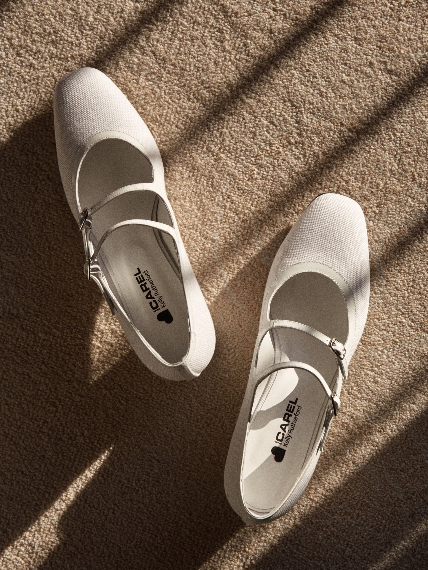 Bleuet - Escarpins babies tissu et cuir verni blanc