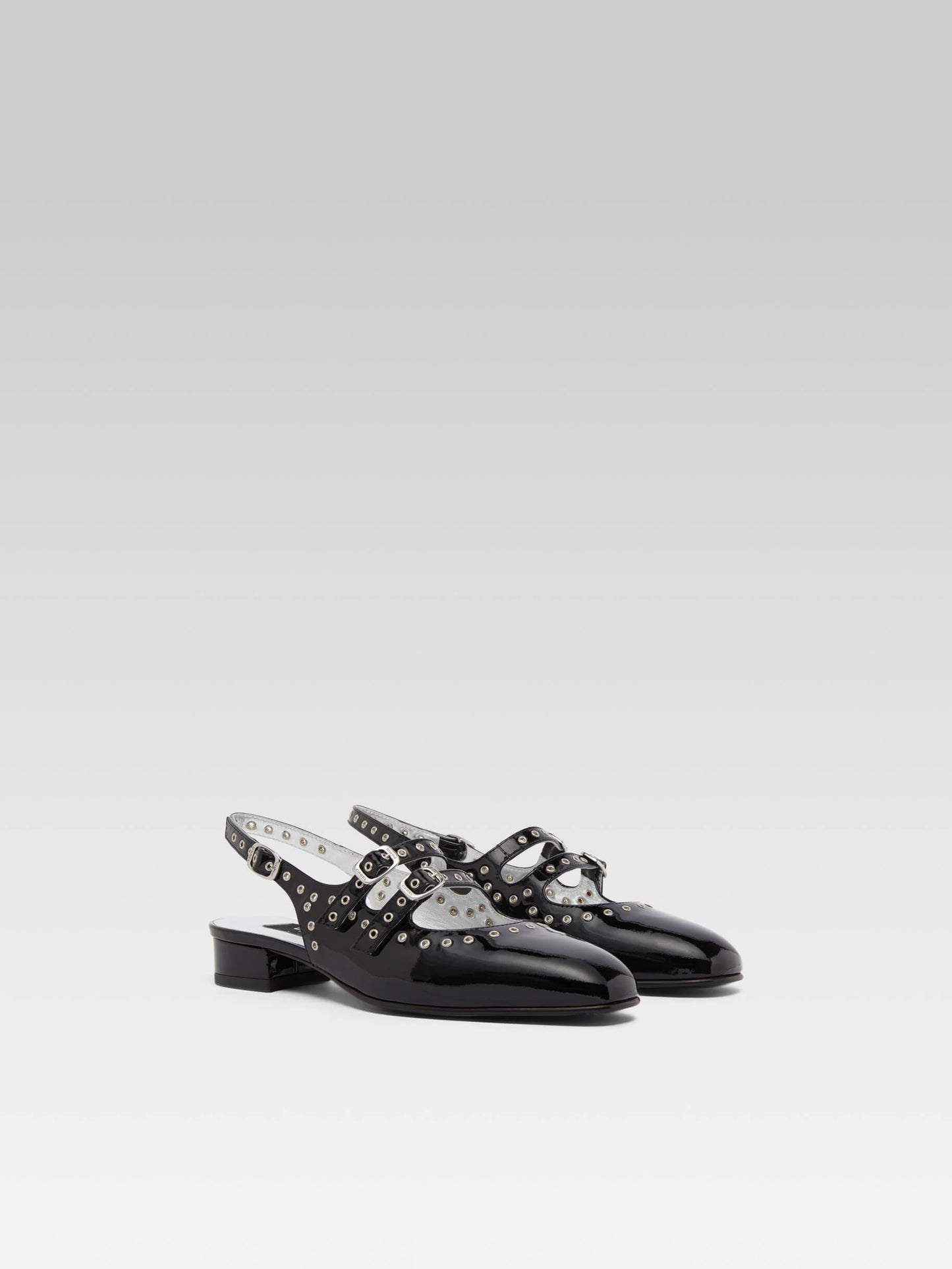 Queen - Babies slingback cuir verni noir à oeillets