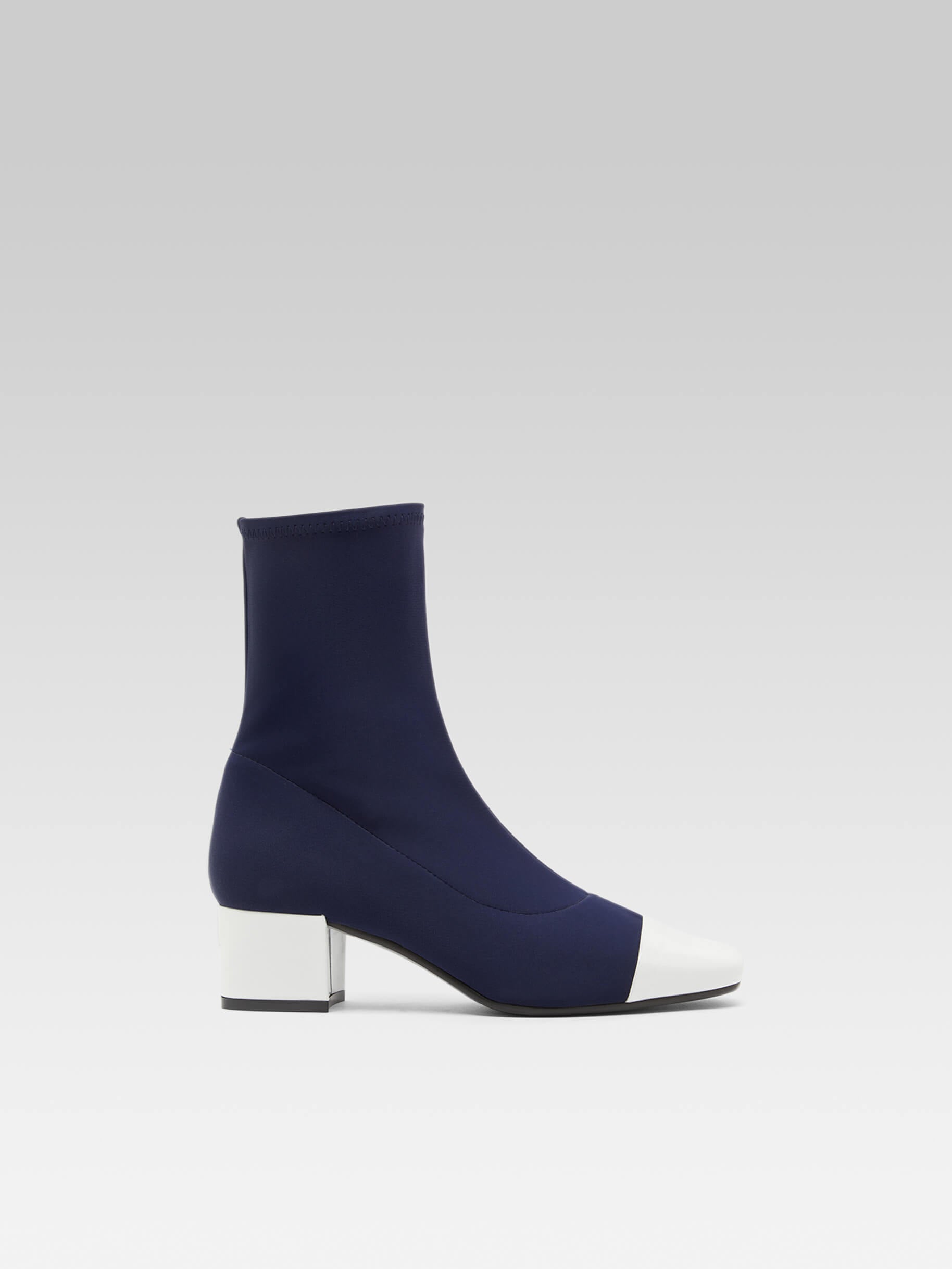 Estime Bottines stretch bleu et cuir verni blanc Carel Paris