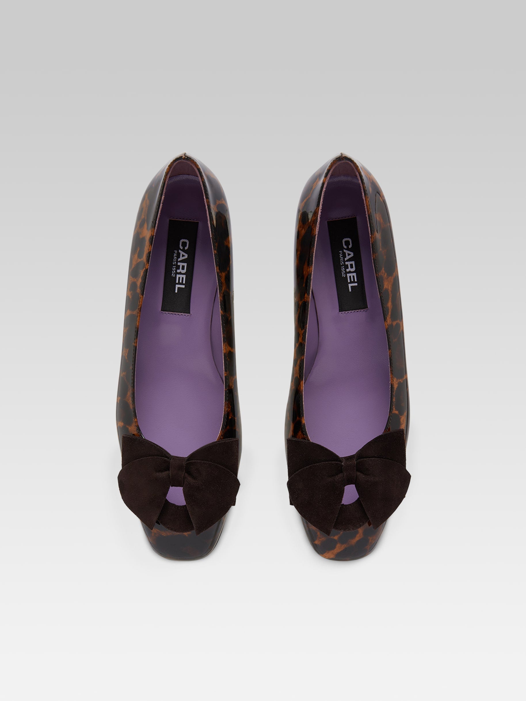 Princesse - Leopard patent leather ballet flats with velvet bow - Image number 4