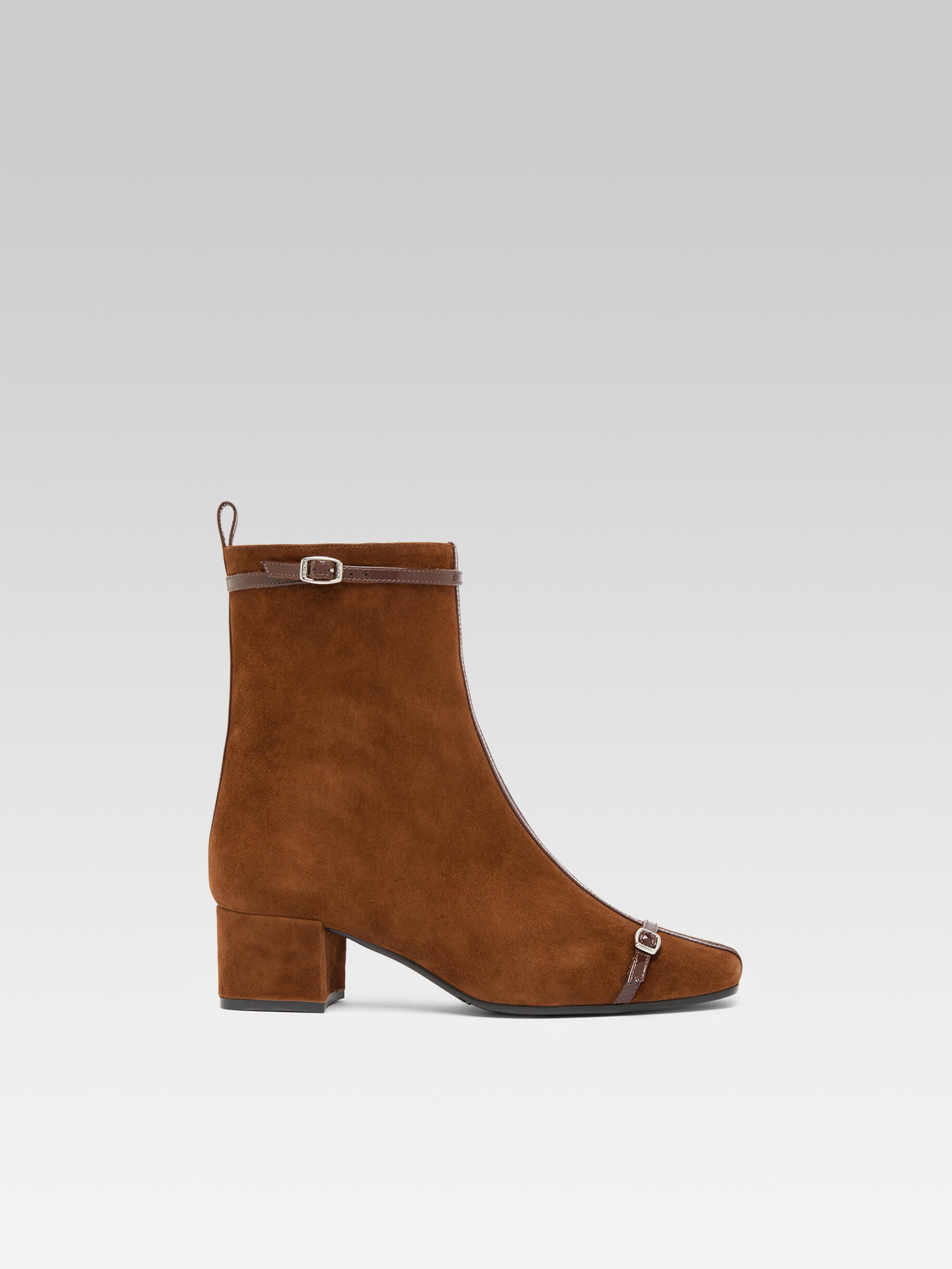 Start - Brown suede ankle boots with patent straps  - Image number 1