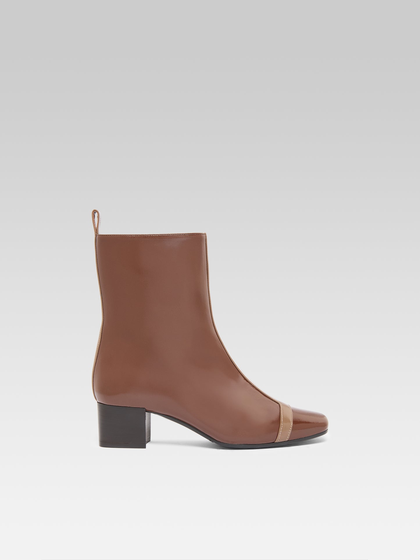 Audrey - Brown and beige naplack patent leather ankle boots