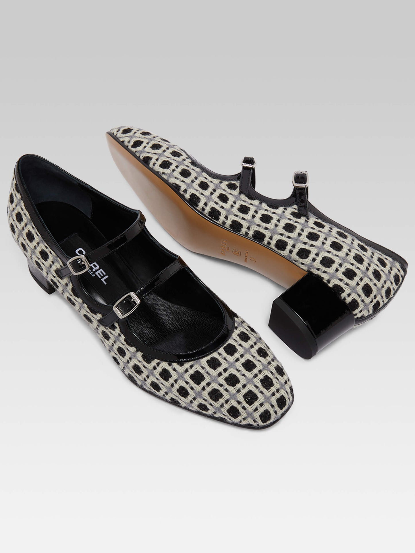 Bleuet - Black and white woven and black patent leather Mary Janes pumps