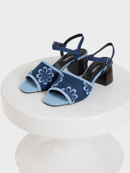 Adriana - Sandales tissu bi-jeans à fleurs - Image numéro 10