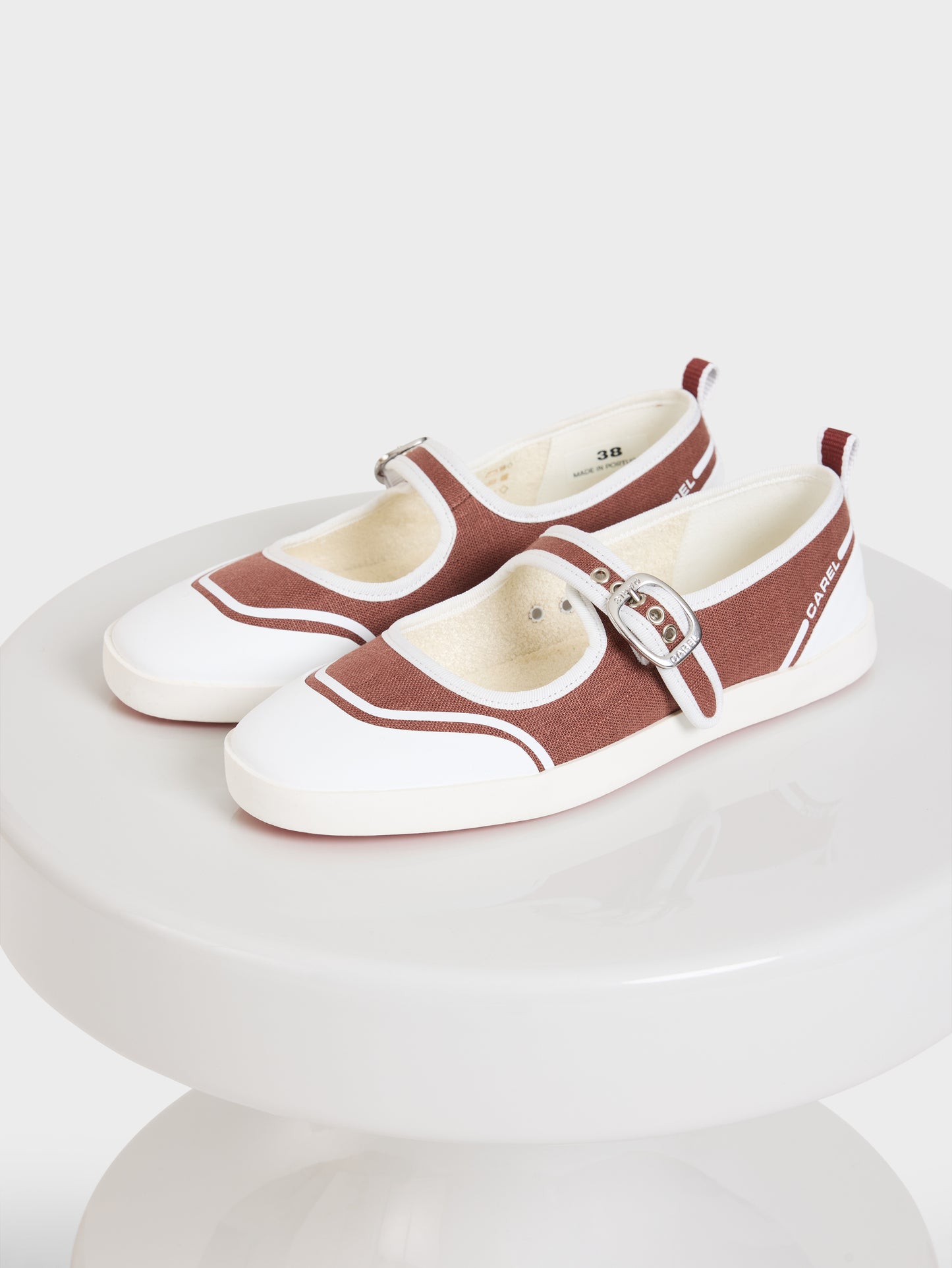 Costa - Chestnut canvas tennis shoes with straps