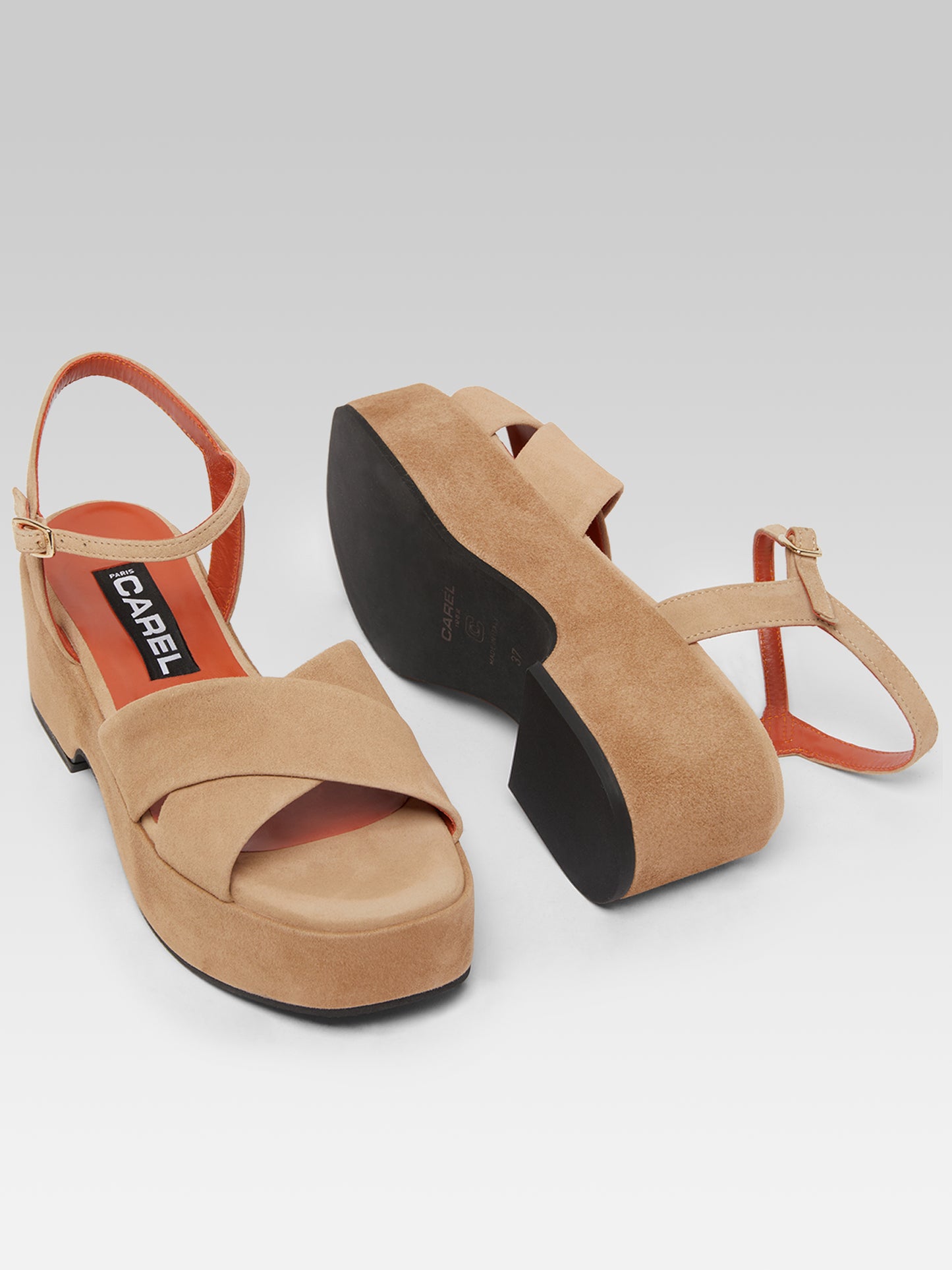Carnaval - Sandales cuir velours cappuccino