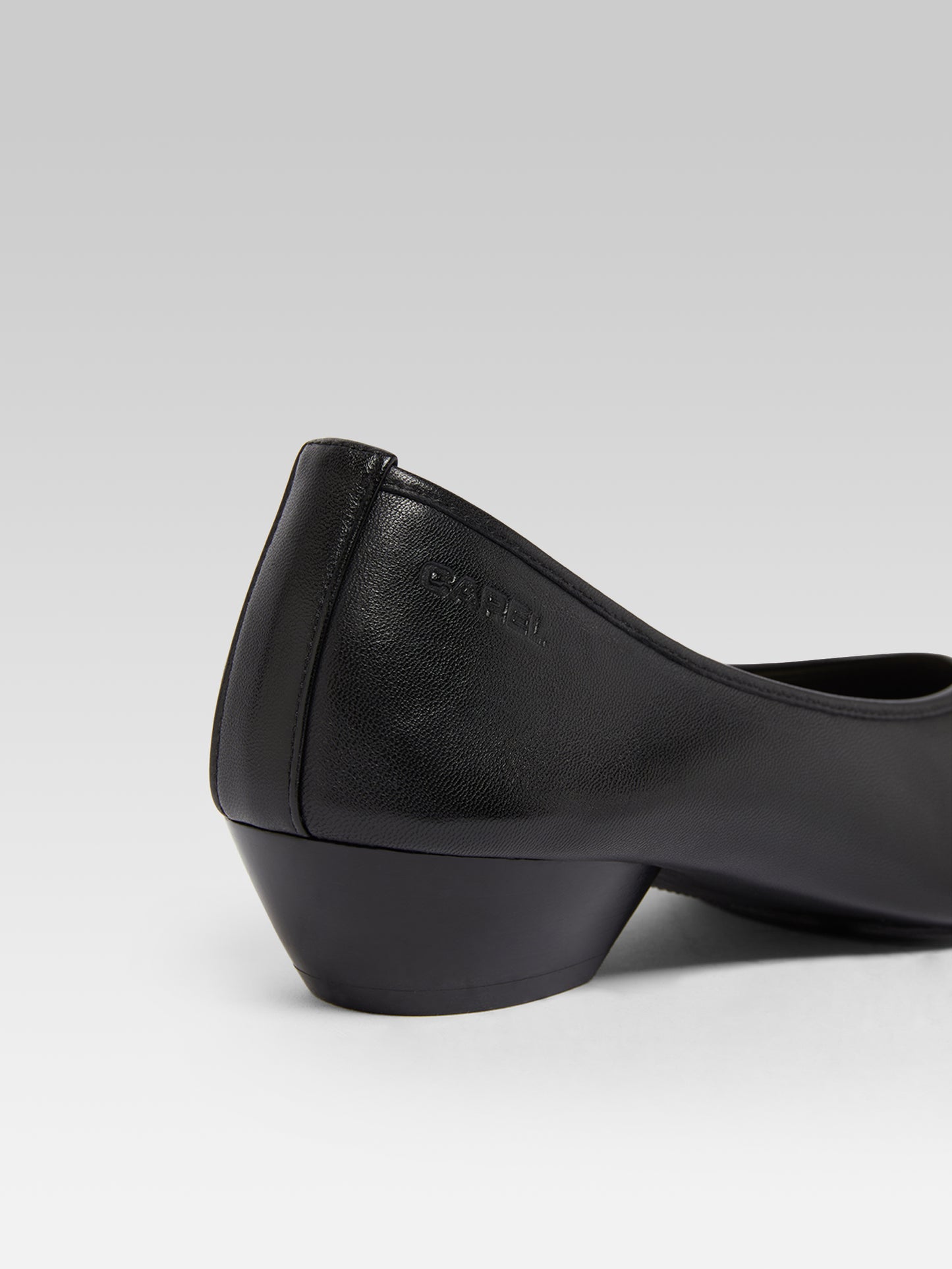 Carlotta - Black leather ballet flats