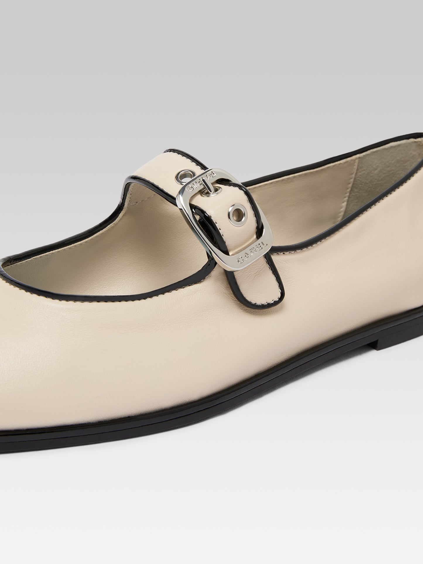 Iris - Ballerines babies cuir ivoire et verni noir