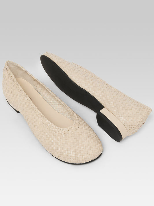 Cassis - Ivory braided leather ballet flats - Image number 5