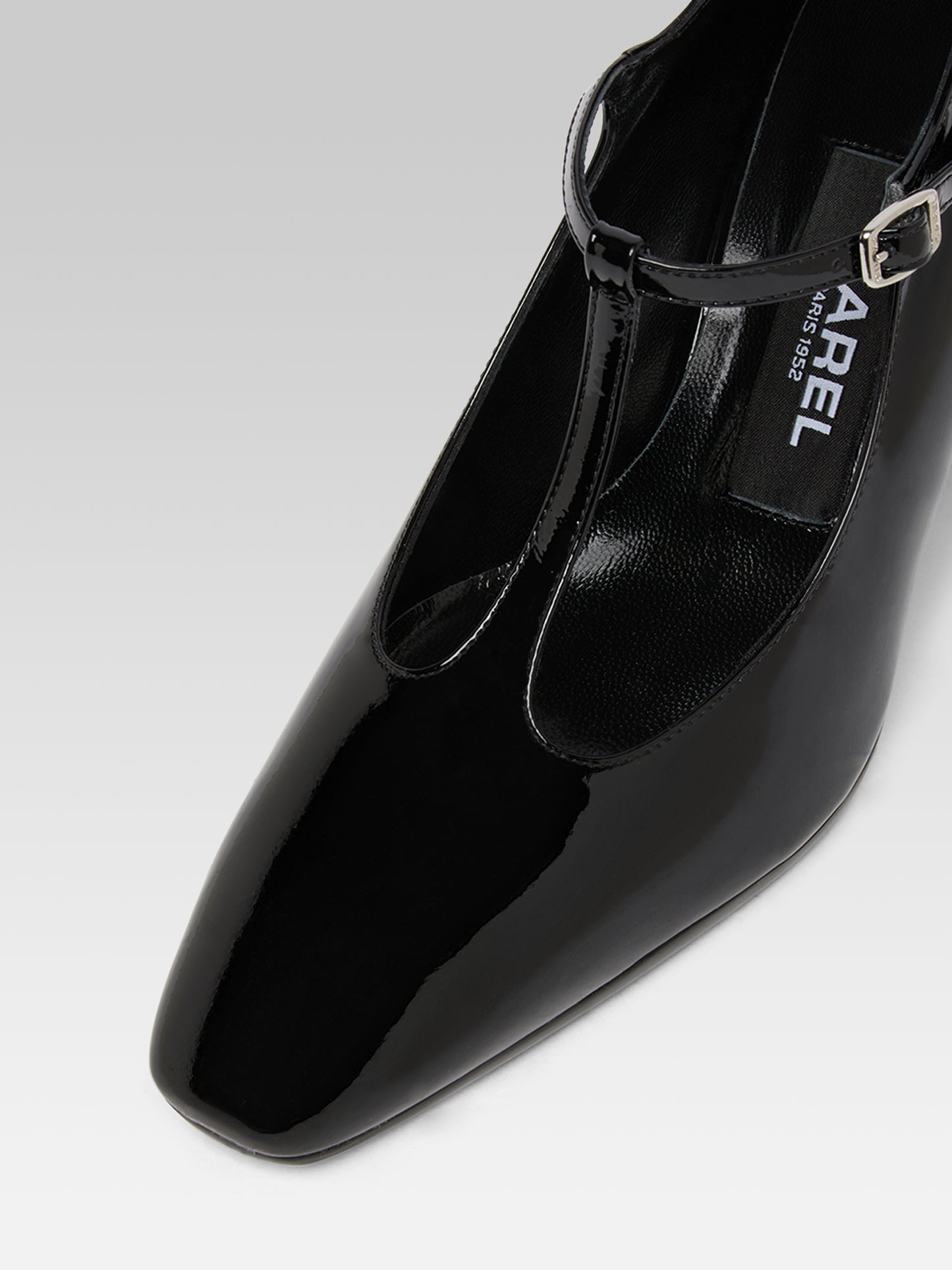 Francesca - Black patent leather pumps