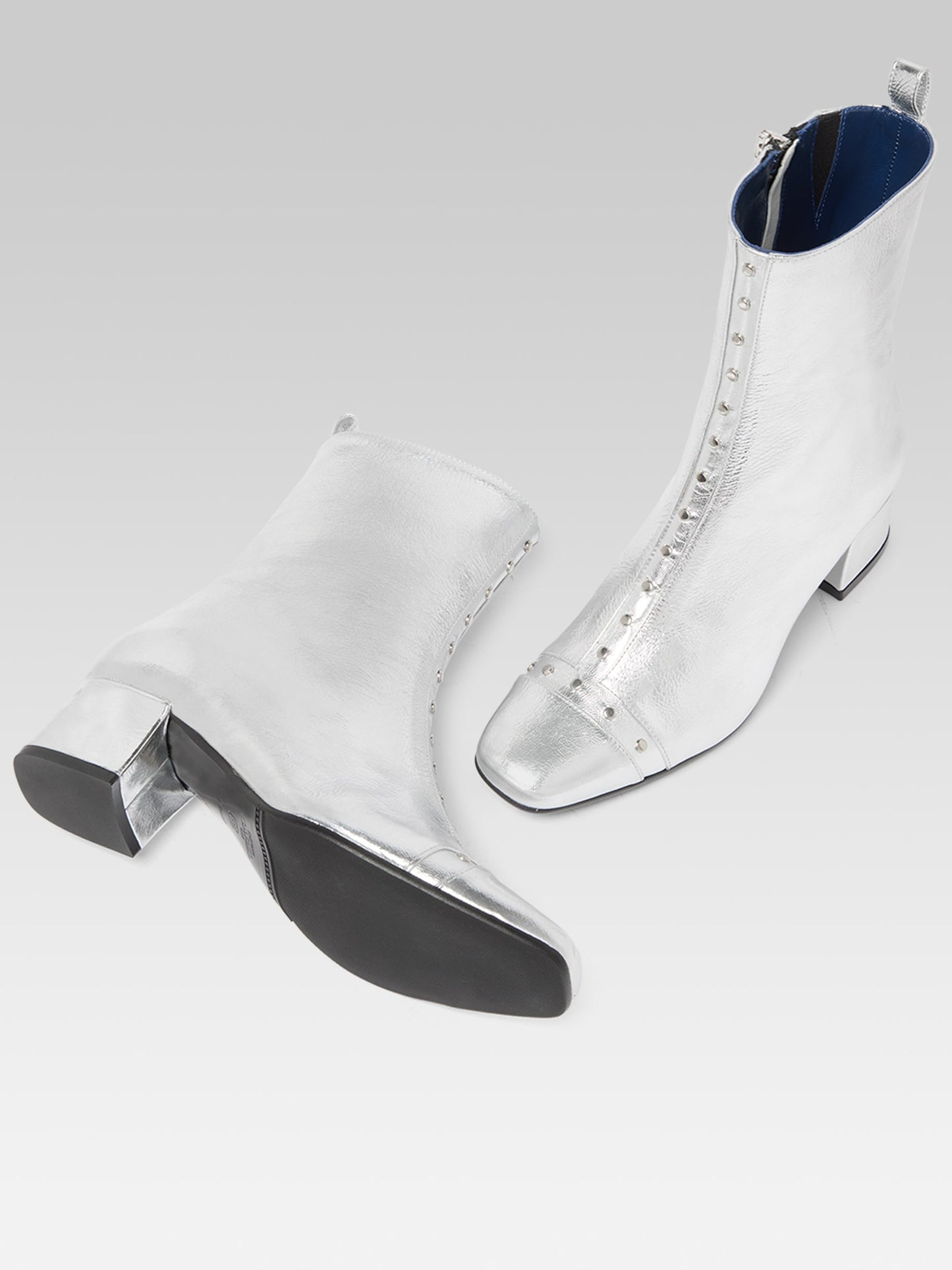 Audrey - Silver laminated leather ankle boots with studs