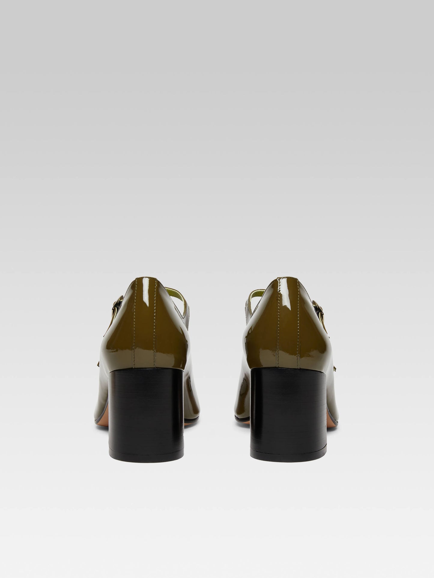 Cherry - Escarpins babies cuir verni kaki et noir