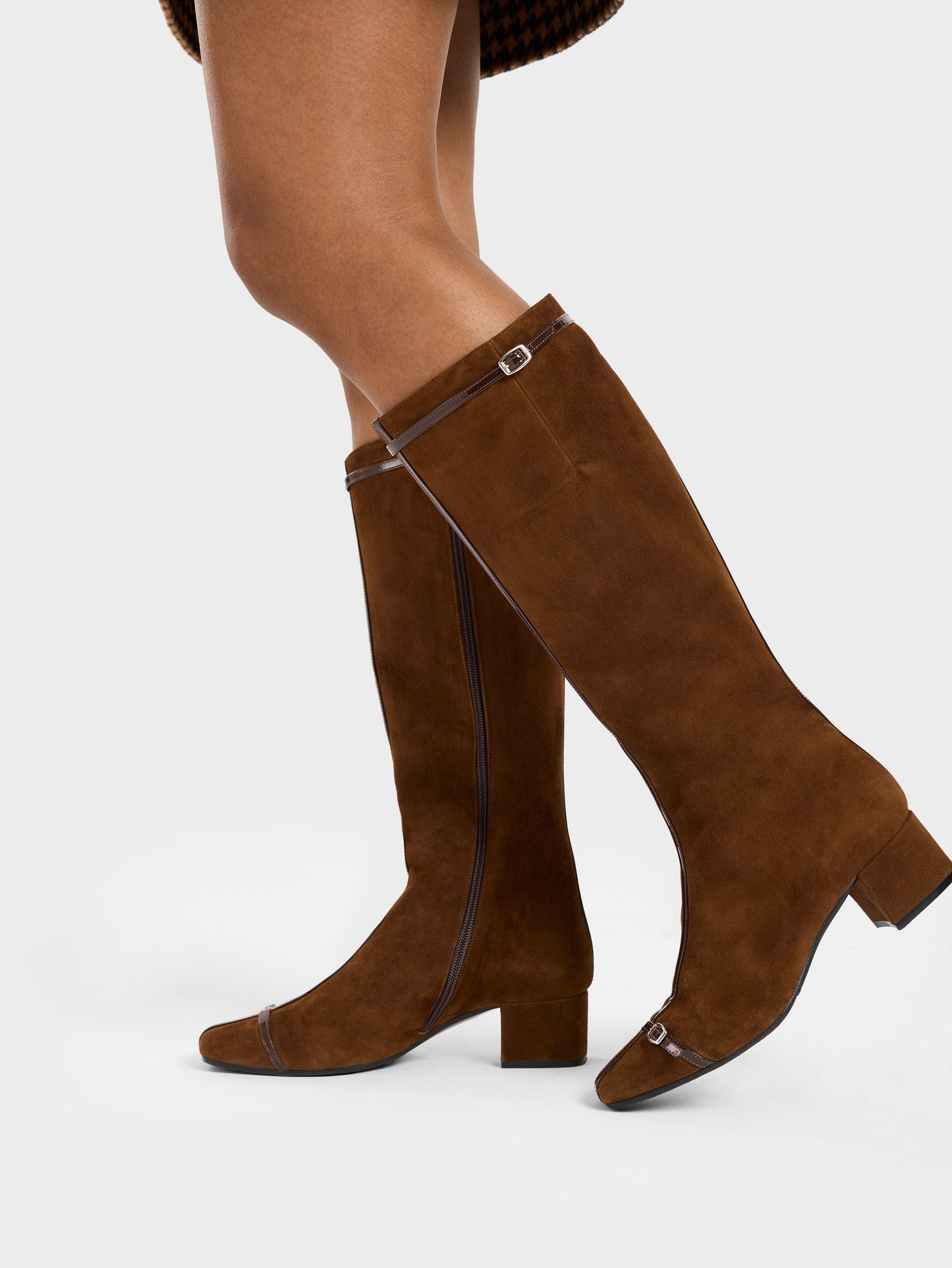 Starter - Brown suede boots with patent leather straps