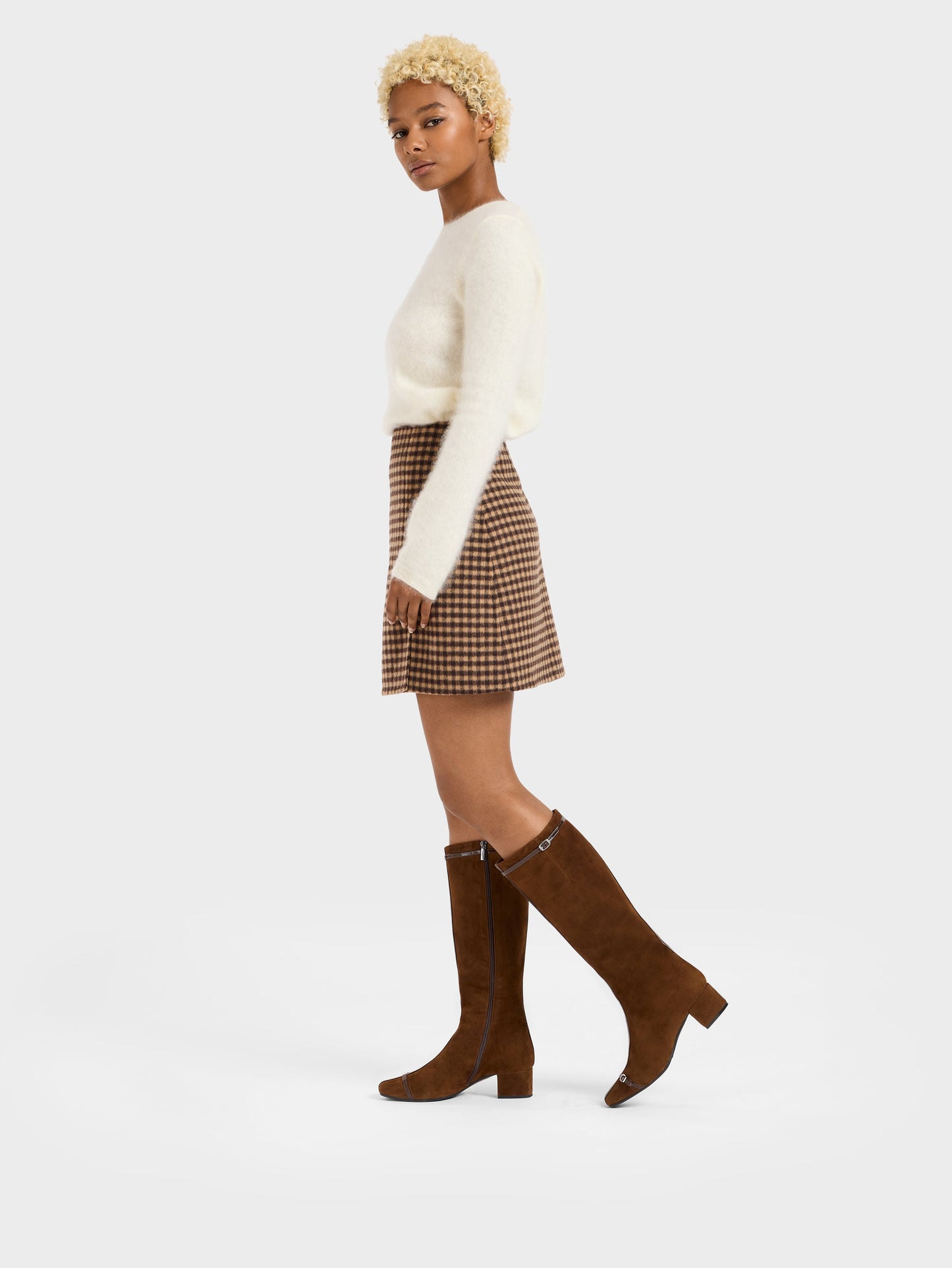 Starter - Brown suede boots with patent leather straps