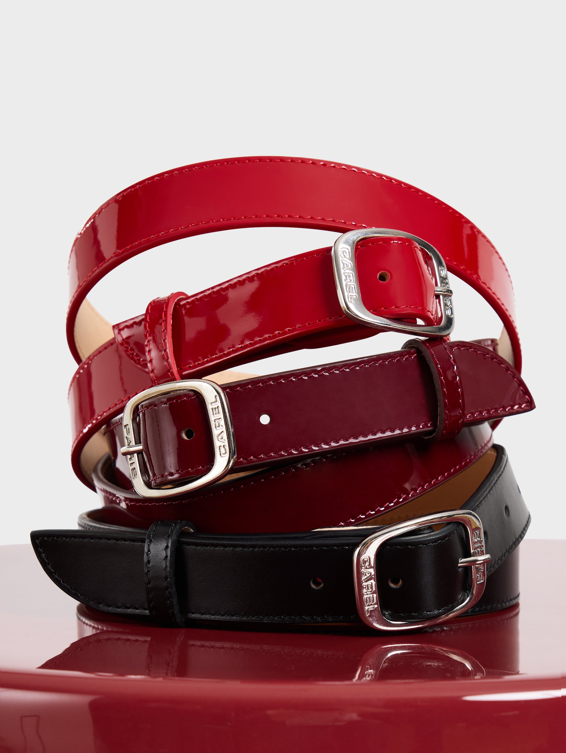 Jeanette - Ceinture cuir verni bordeaux - Image numéro 3