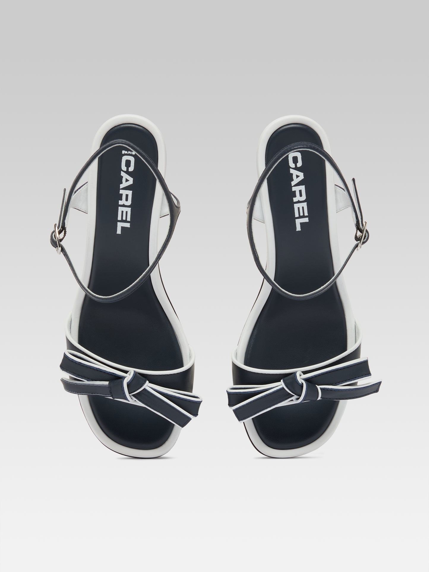 Guarana - Navy blue and white leather heeled sandals with bow