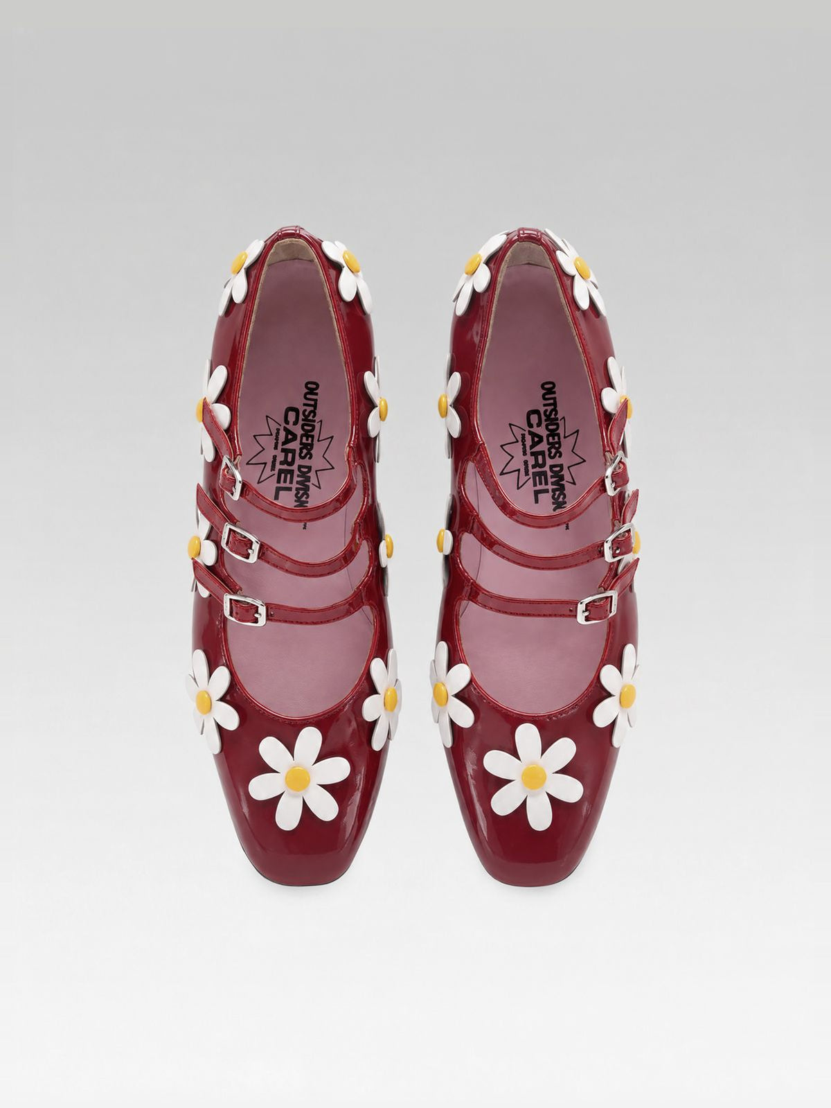 Daisy K - Escarpins babies cuir verni rouge et marguerites