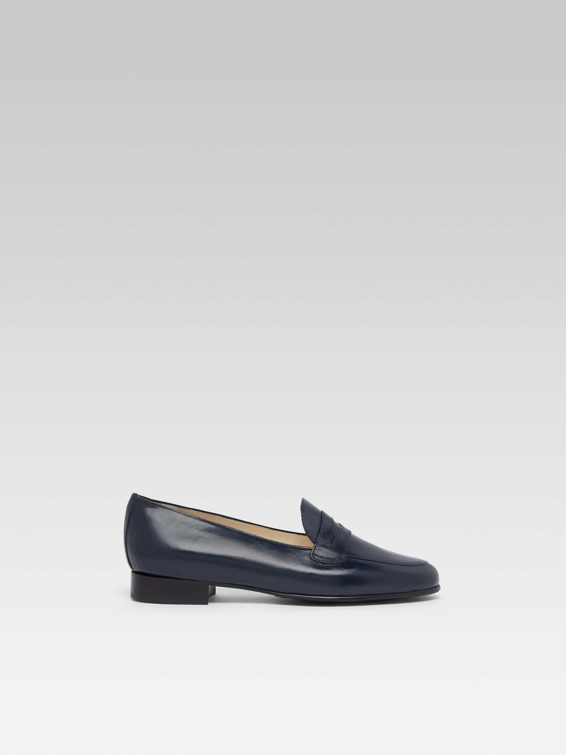 2100 Blue navy leather loafers Carel Paris Shoes