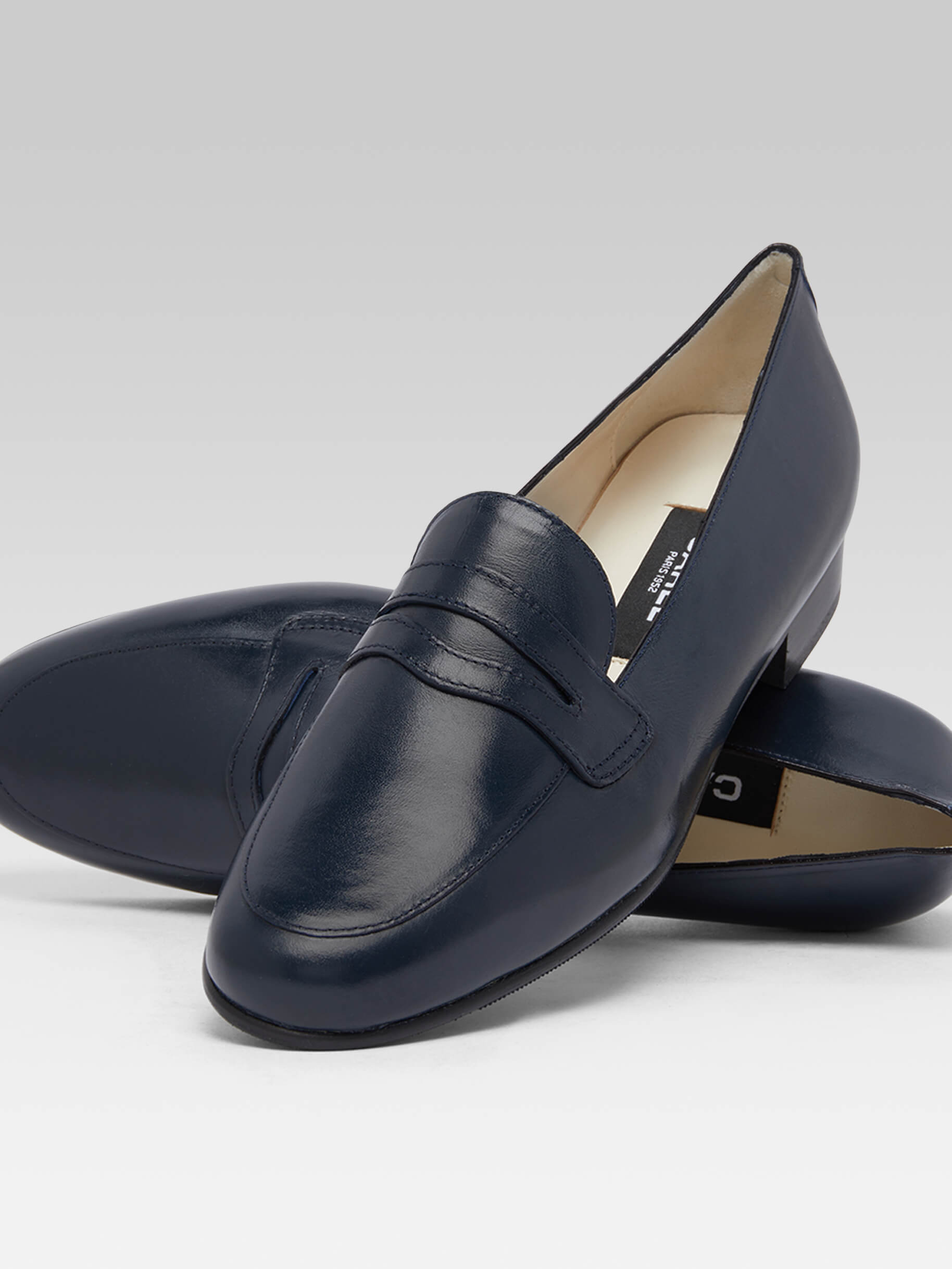 2100 - Mocassins cuir bleu marine - Image numéro 2