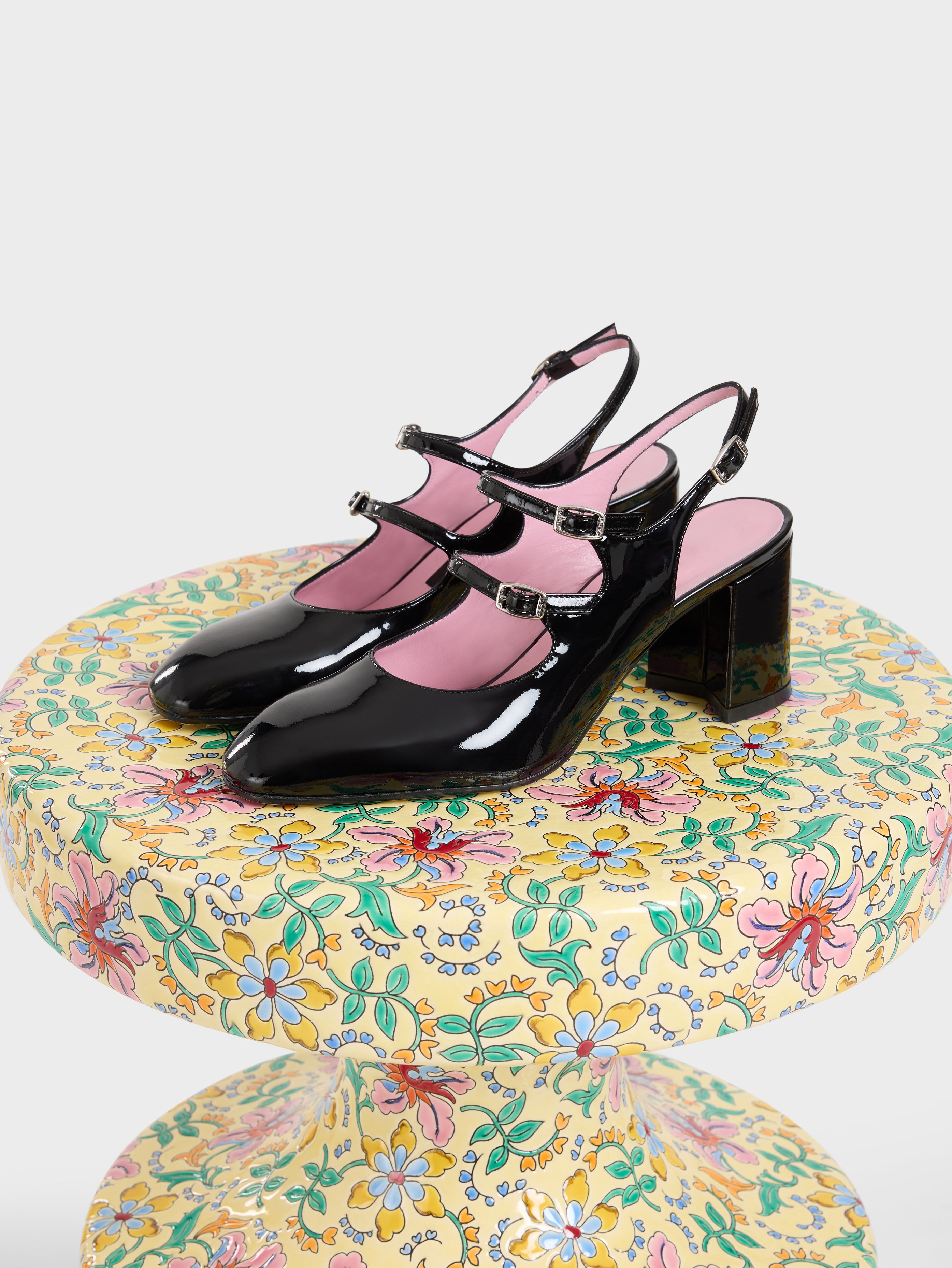 Banana - Black patent leather slingback Mary Janes | Carel Paris