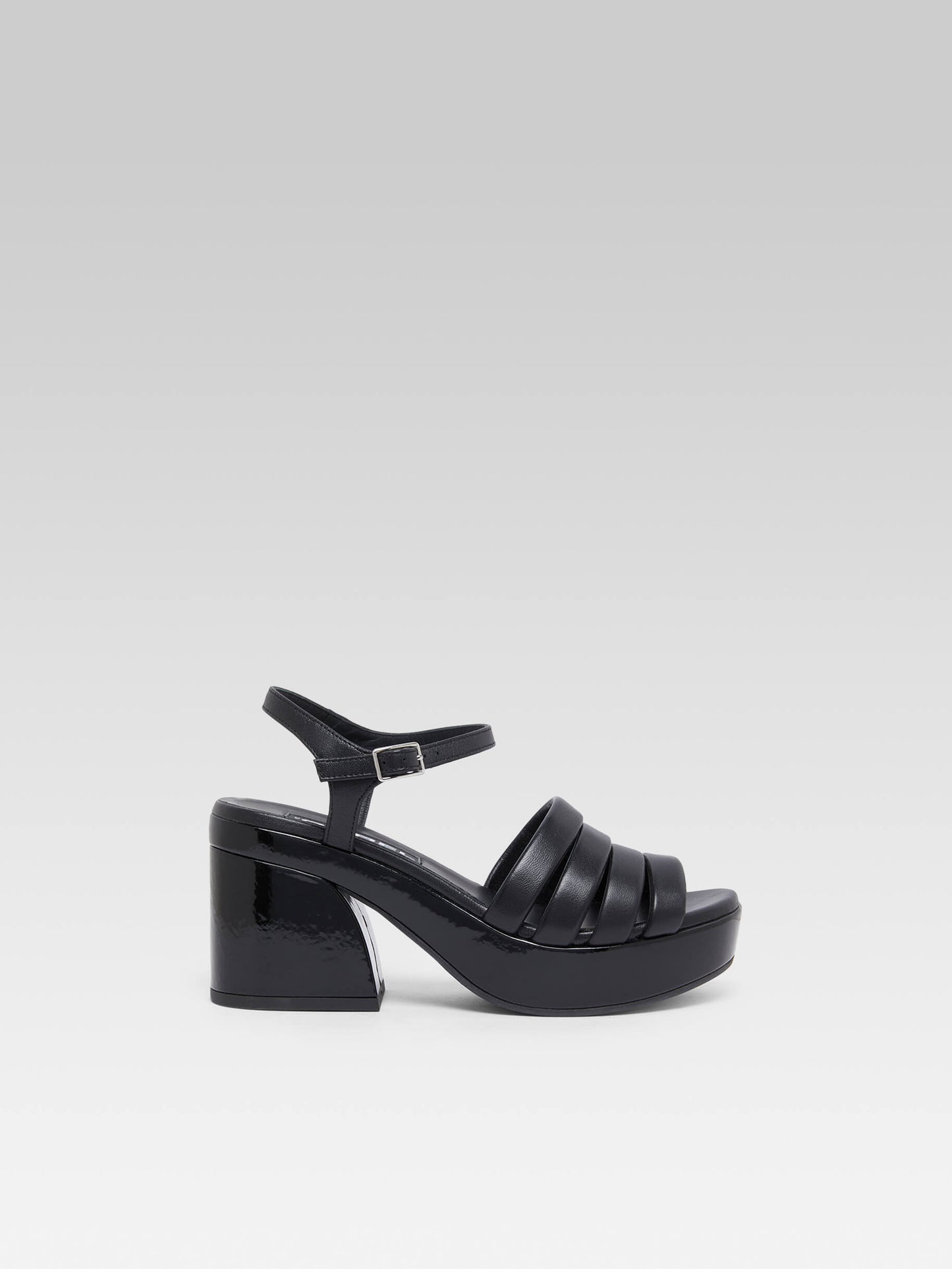 Baignade - Sandales cuir et verni noir