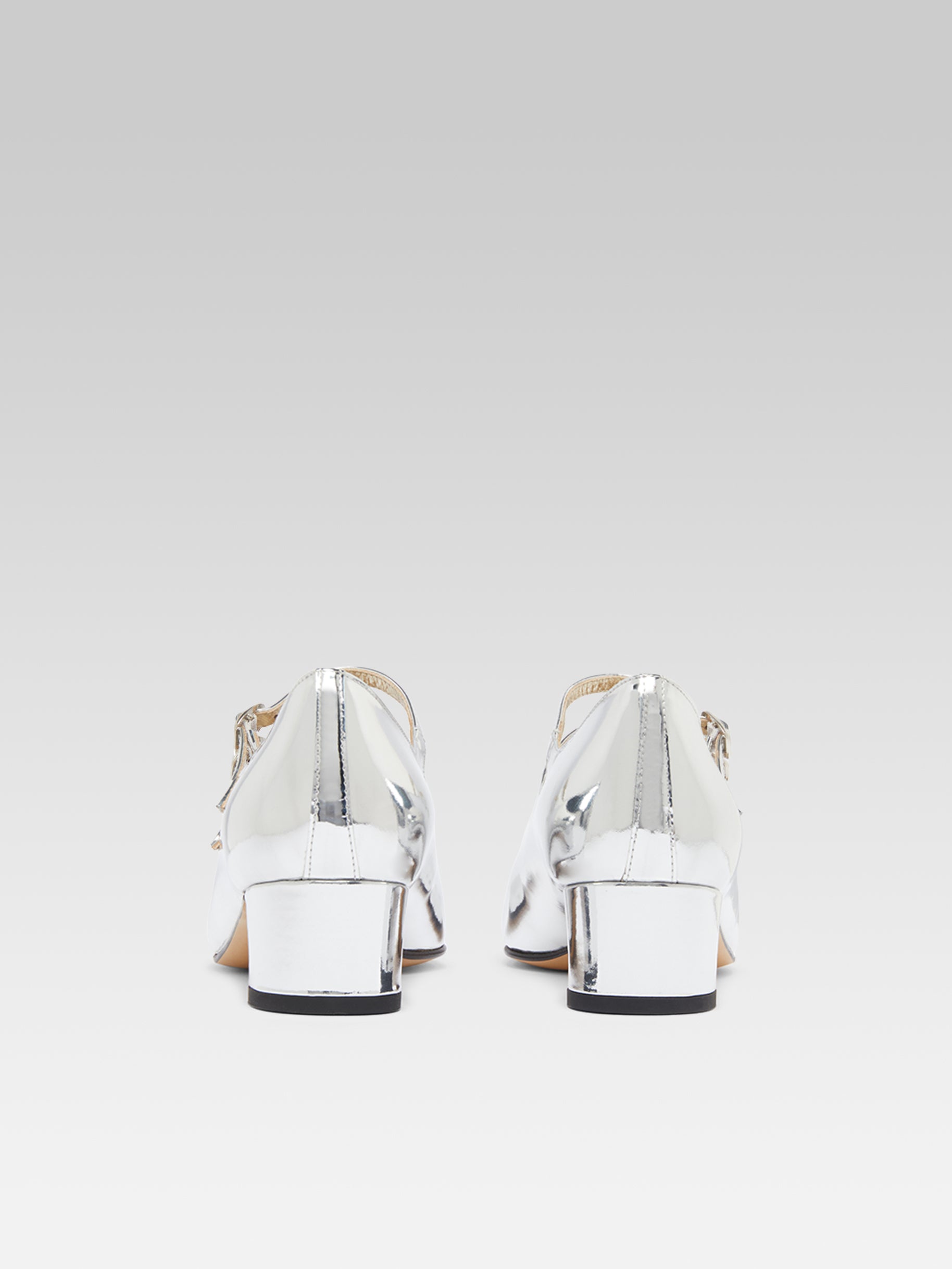【関税込み】Fatale Sandals - Carel - Leather - Silver Peche - Silver laminated leather slingback Mary Janes