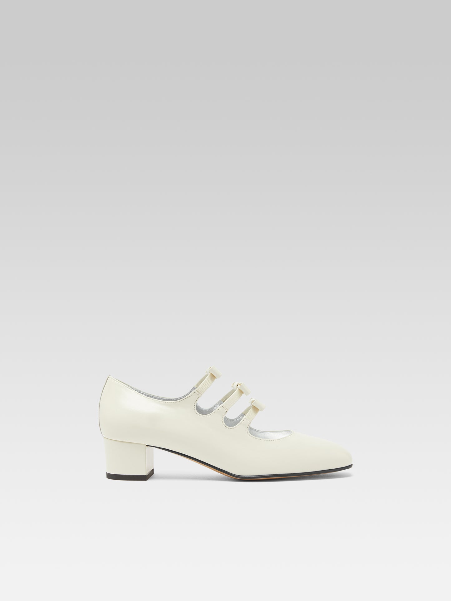 Kinette - Mary janes pumps with ivory leather bows