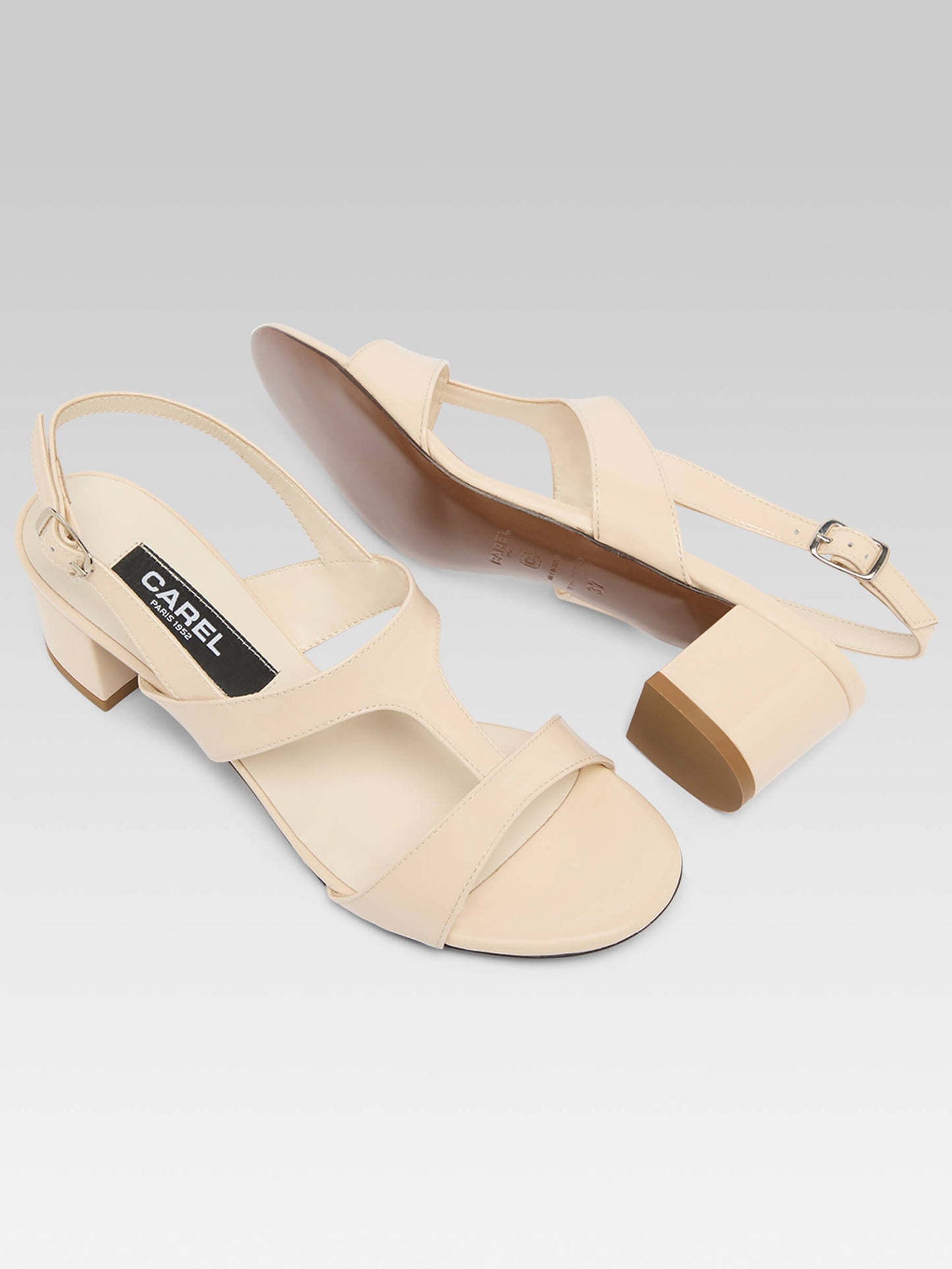 Romy - Sandales cuir verni nude