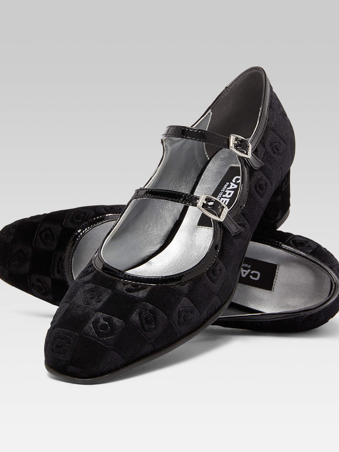 Bleuet - Black embossed velvet Mary Janes pumps
