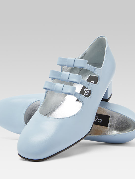 Kinette - Sky blue leather Mary Janes pumps with bows - Image number 2