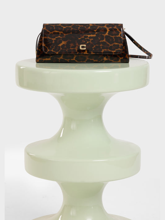 Madeleine - Sac épaule cuir verni léopard - Image numéro 7