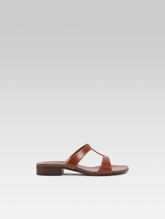 Leia - Cognac upcycled leather mules