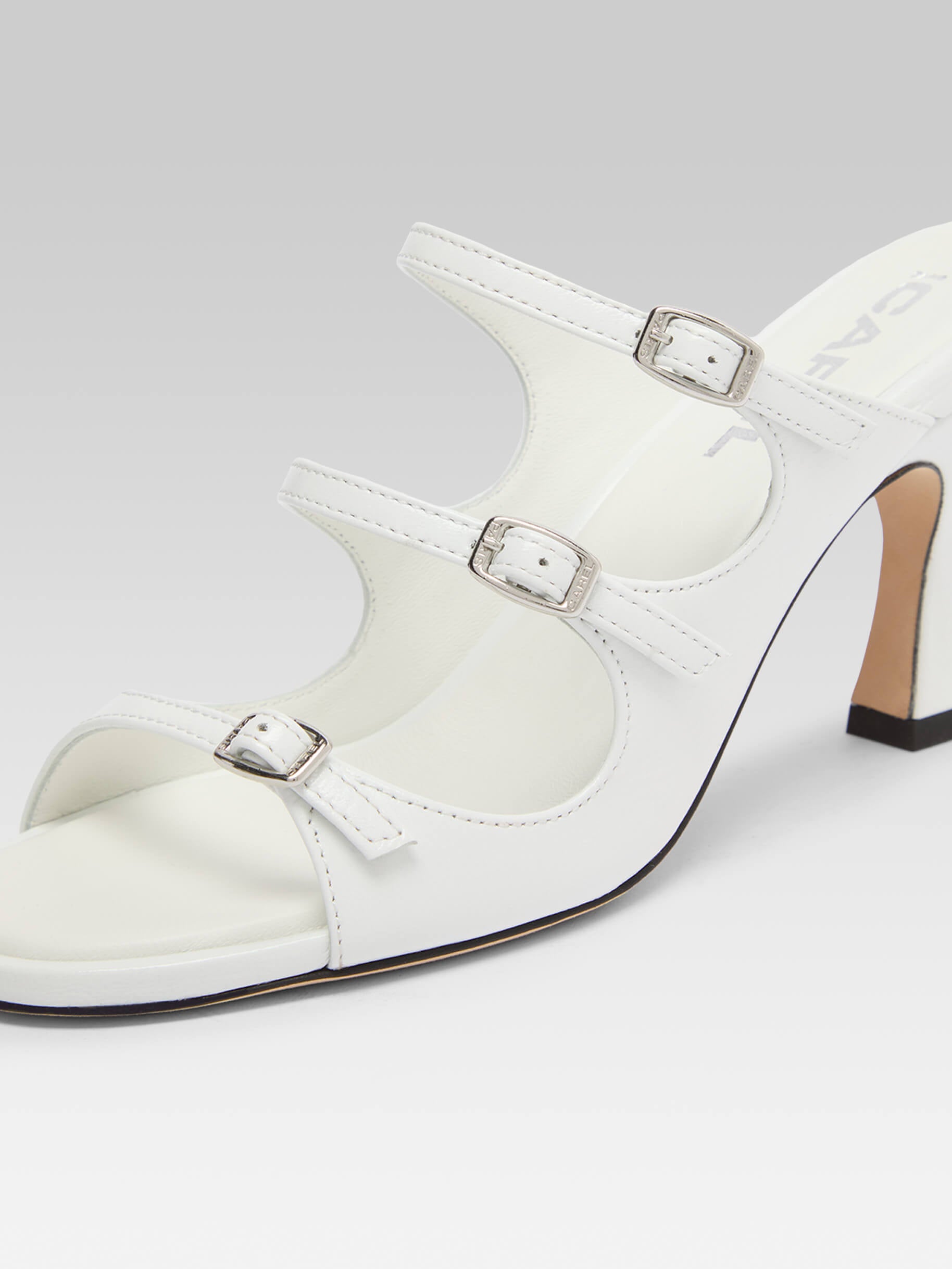 Kitty - Mules cuir vernis blanc - Image numéro 2