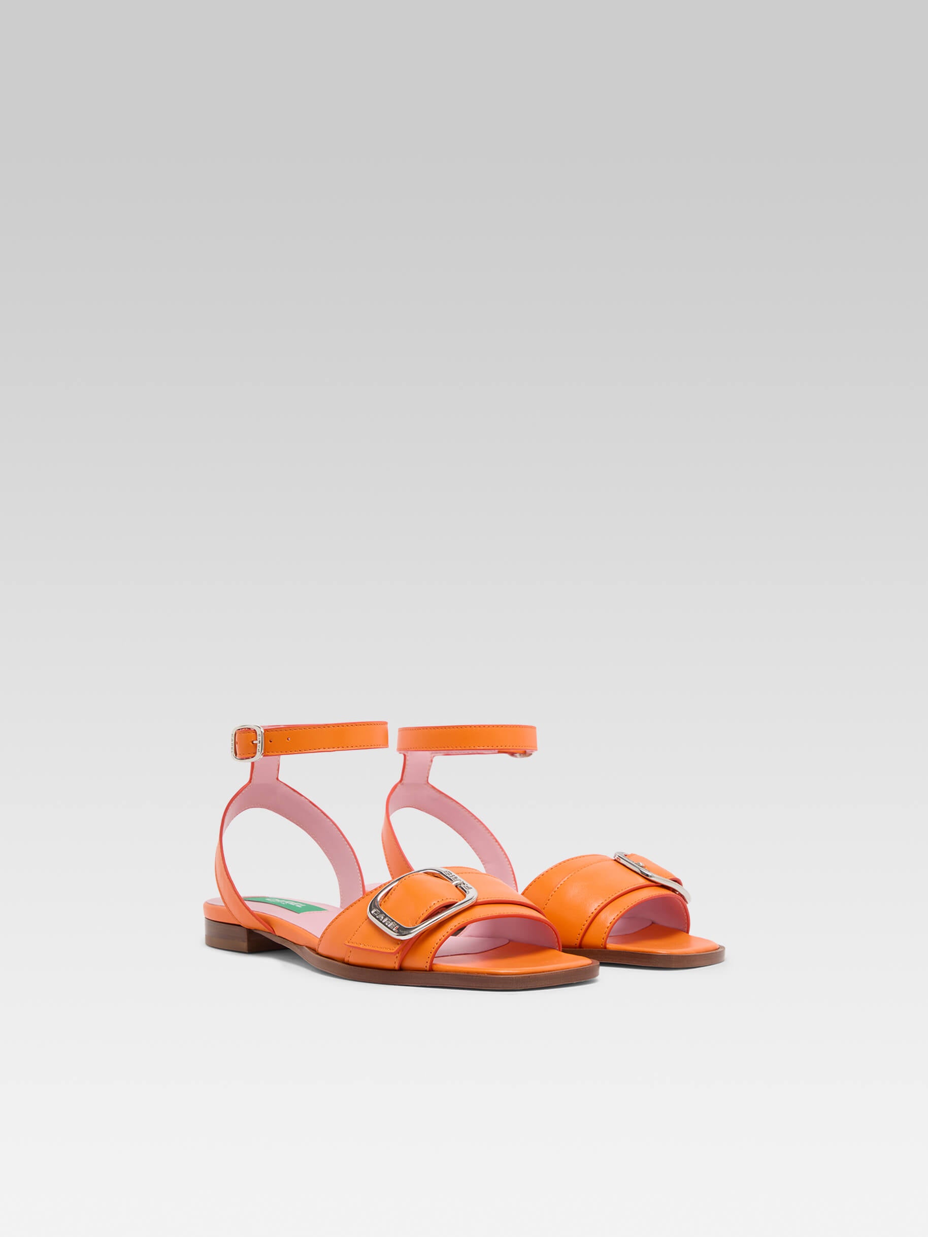 Francoise - Sandales plates cuir upcyclé orange - Image numéro 4