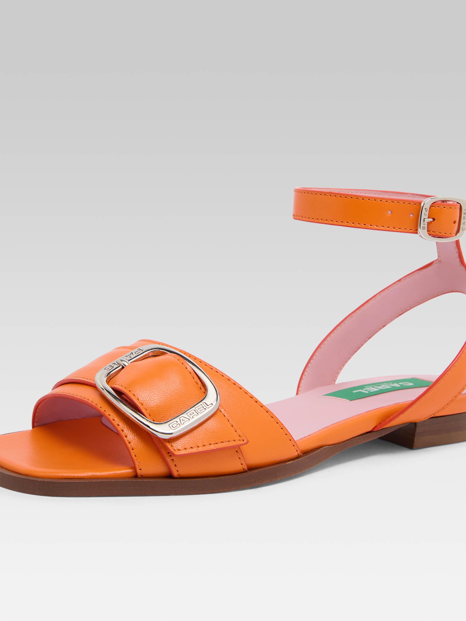 Francoise - Sandales plates cuir upcyclé orange - Image numéro 2