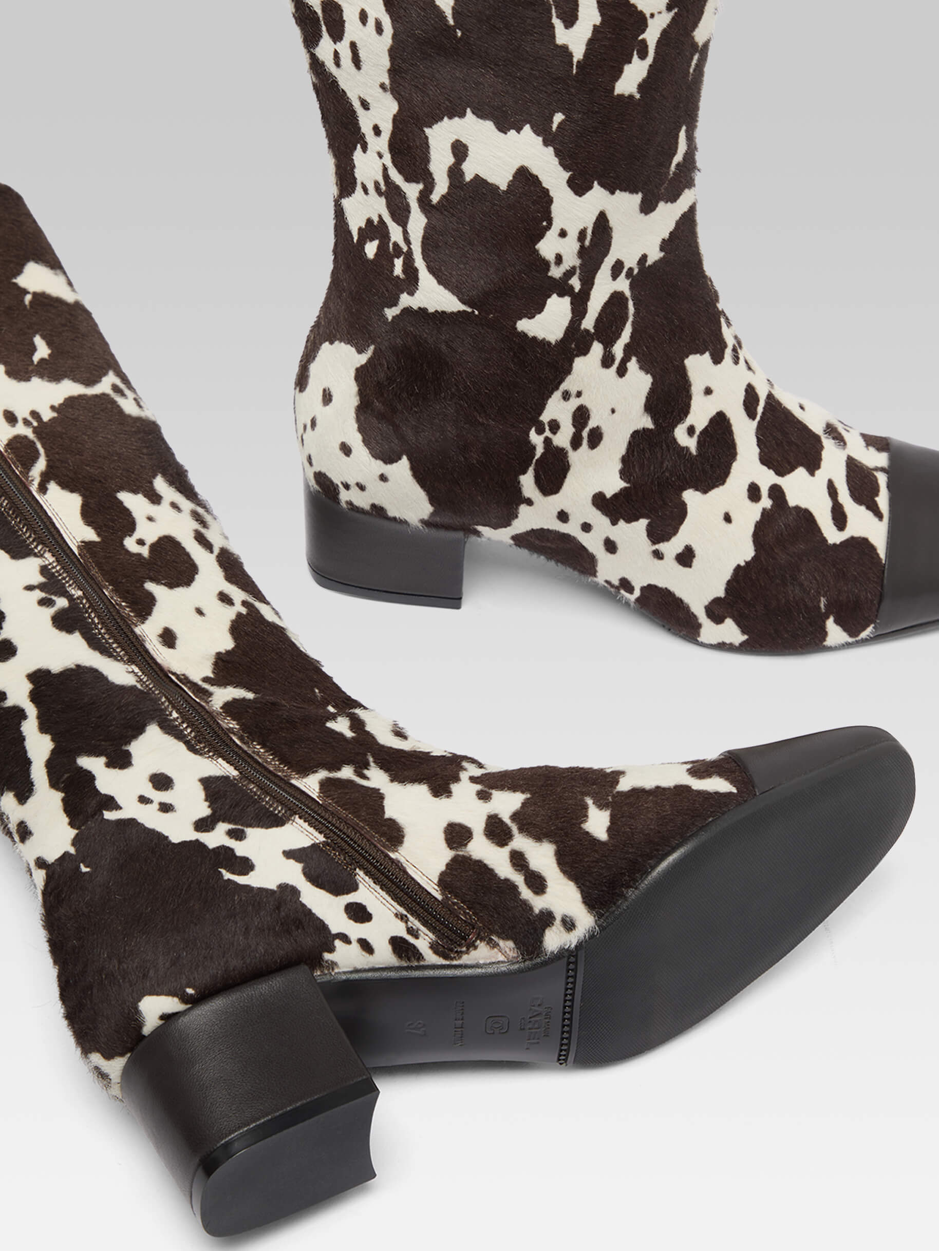 Malaga - Cow print pony leather boots - Image number 7