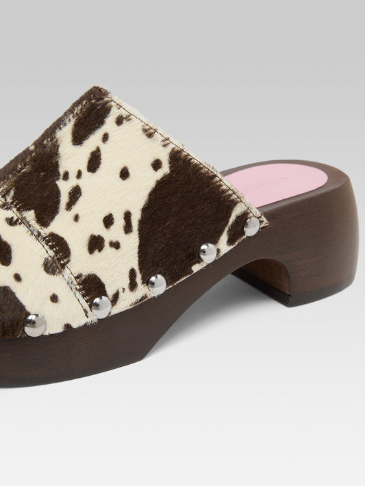 Ivy - Cow print pony leather clog - Image number 2