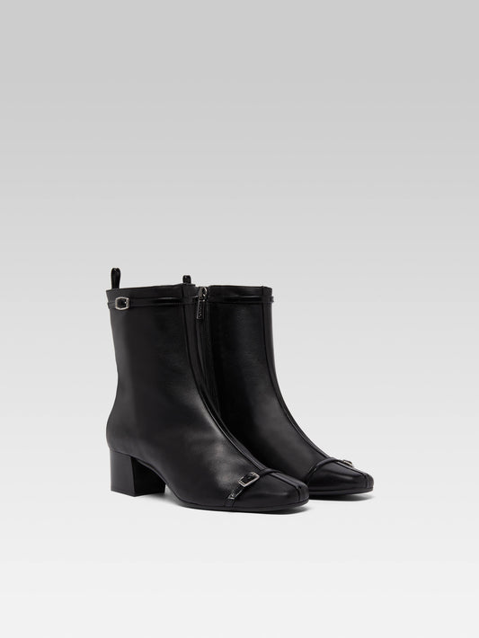 Start - Black leather ankle boots with straps - Image number 1