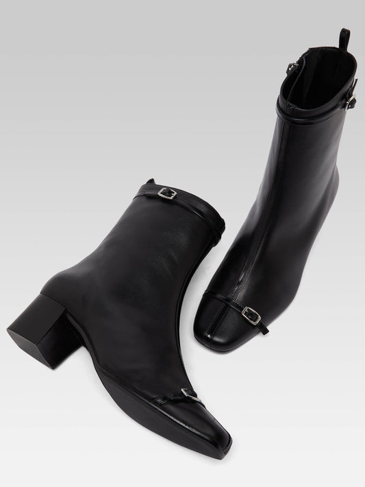 Start - Black leather ankle boots with straps - Image number 6