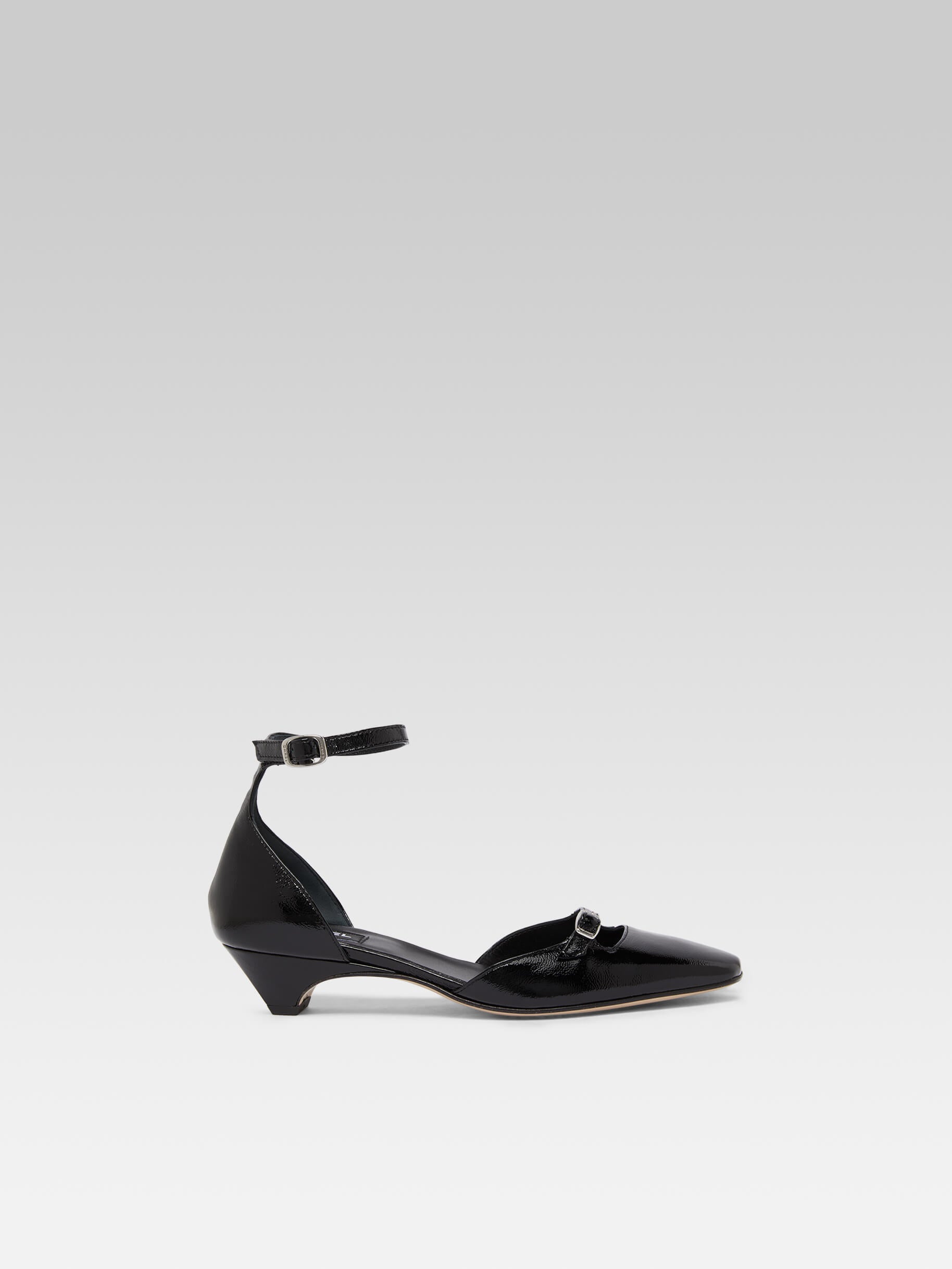 Women's Designer Sandals | Carel Paris