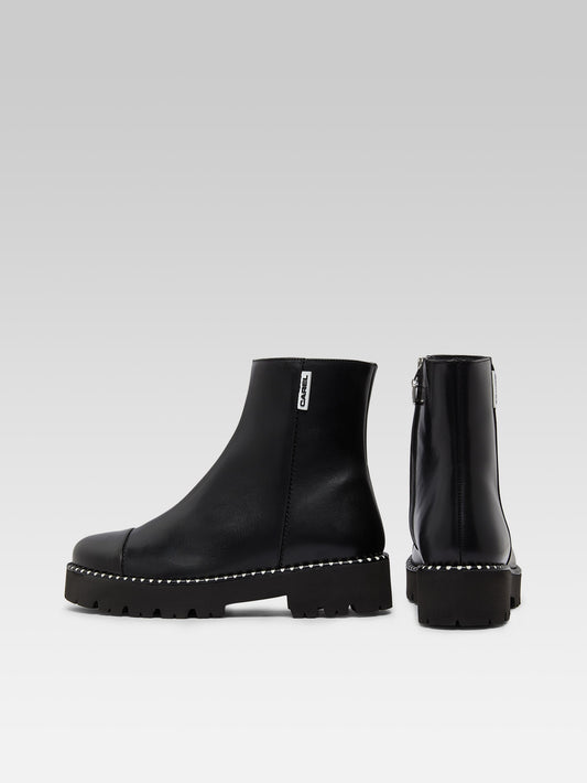 Chouchou - Black leather and glossy leather ankle boots with stitching - Image number 3