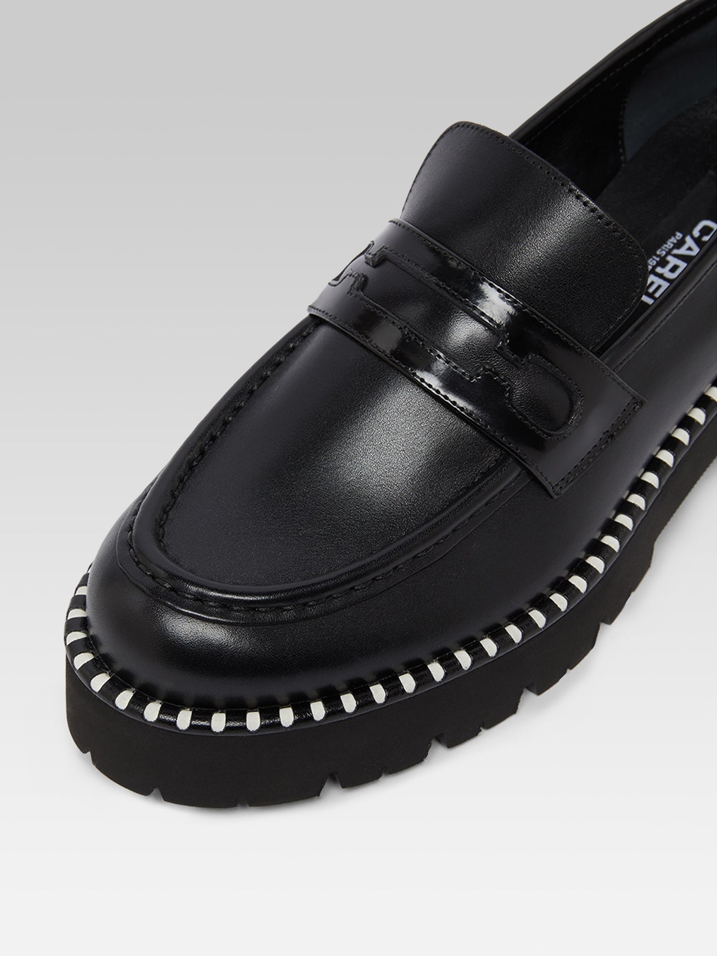 Marion - Black leather and glossy leather loafers with stitching