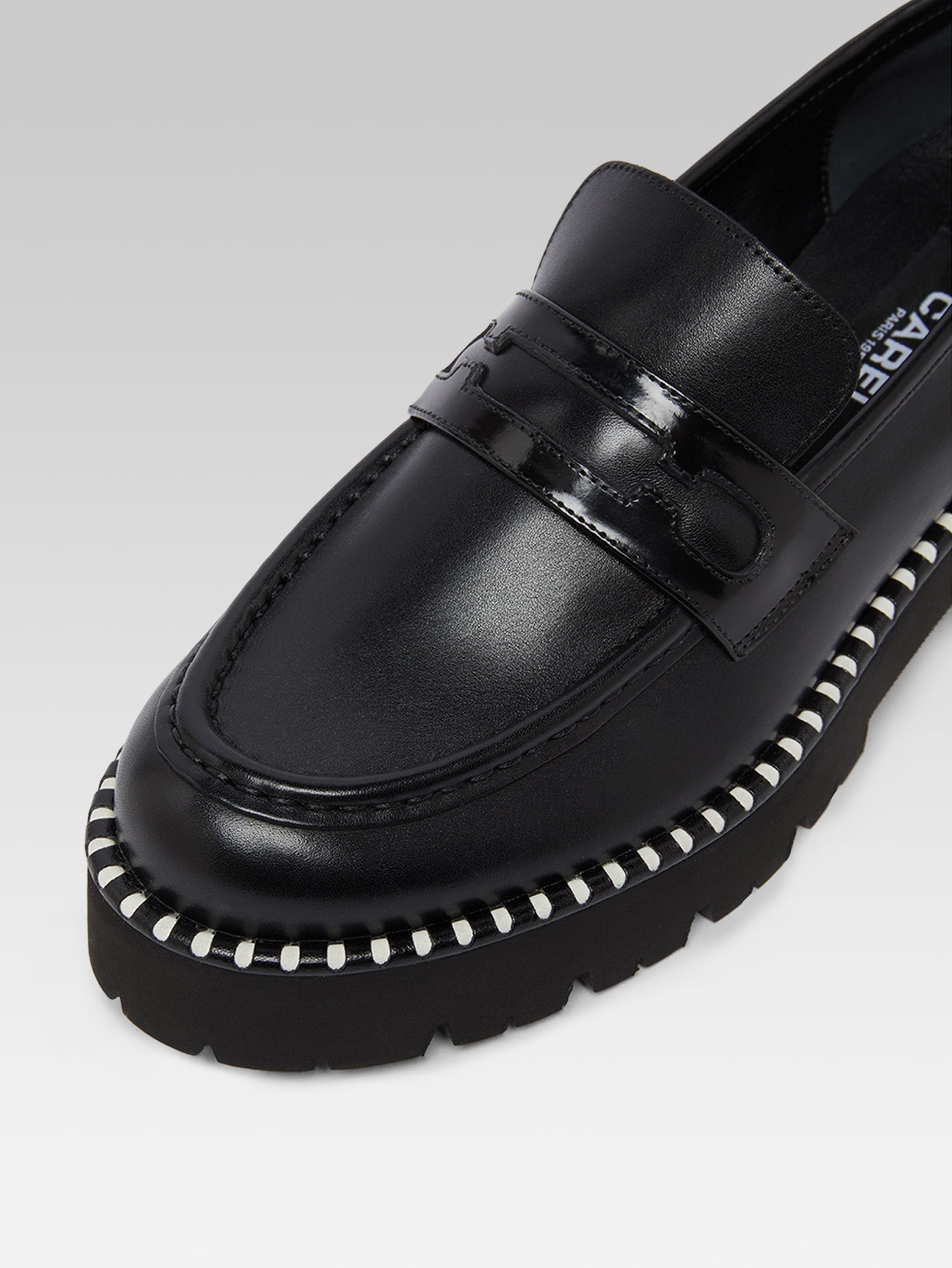 Marion - Black leather and glossy leather loafers with stitching - Image number 2