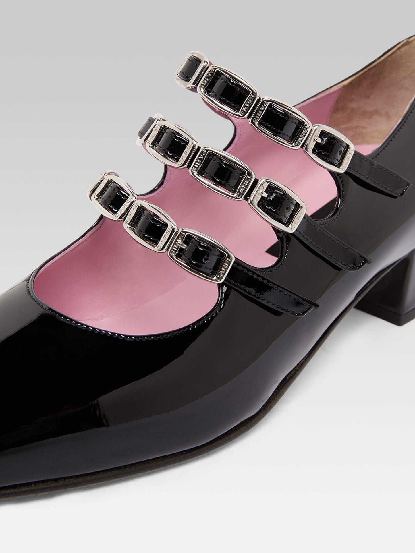 Kina - Escarpins babies cuir verni noir à boucles