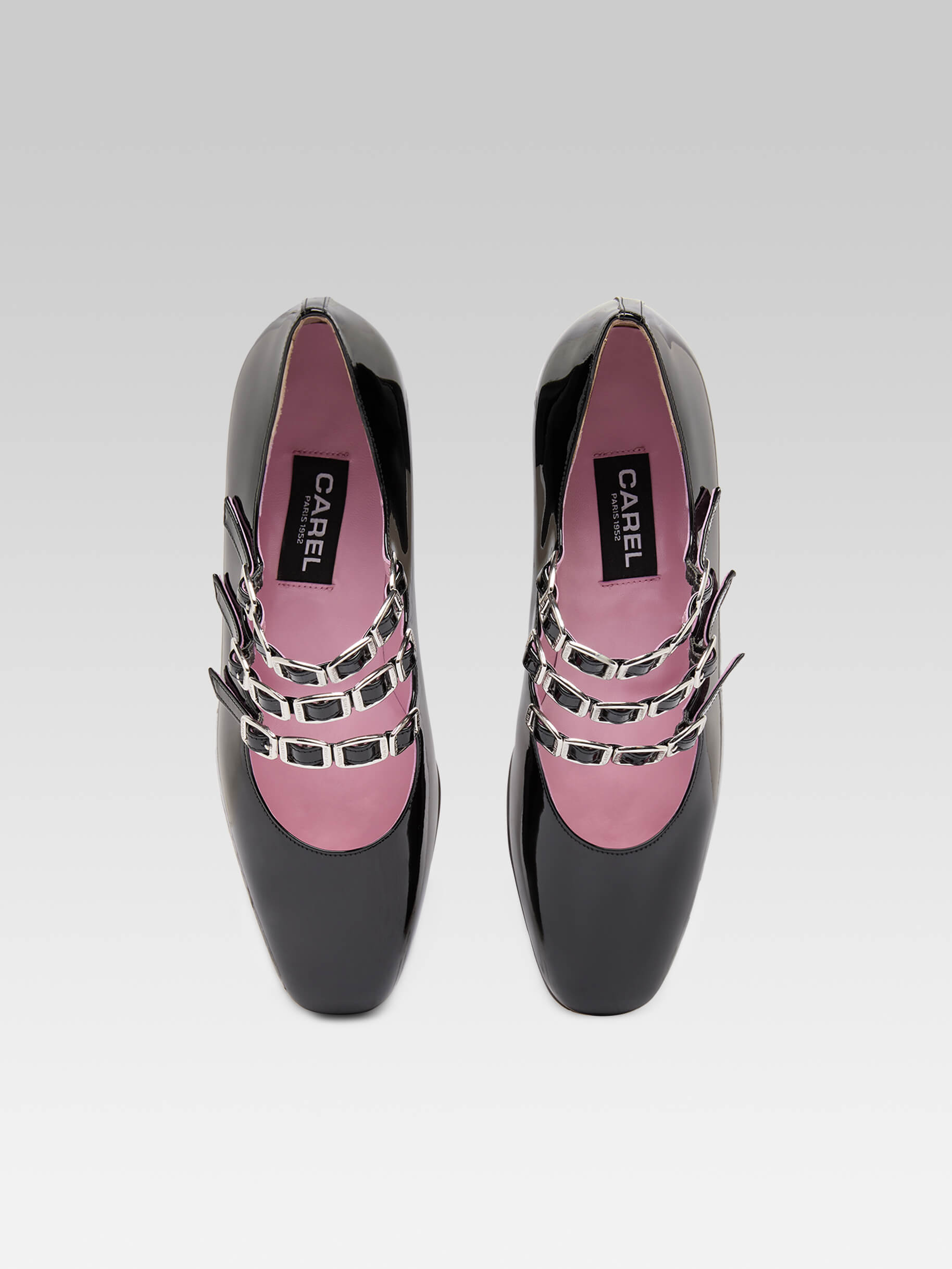 Kina - Escarpins babies cuir verni noir à boucles - Image numéro 4
