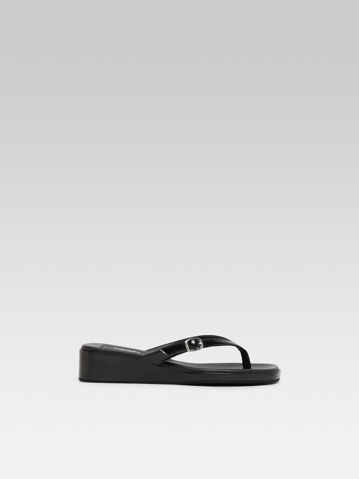 Piscine - Black patent leather sandals