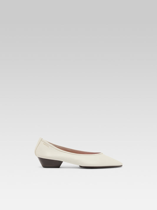 Carlotta - Ivory leather ballet flats - Image number 1
