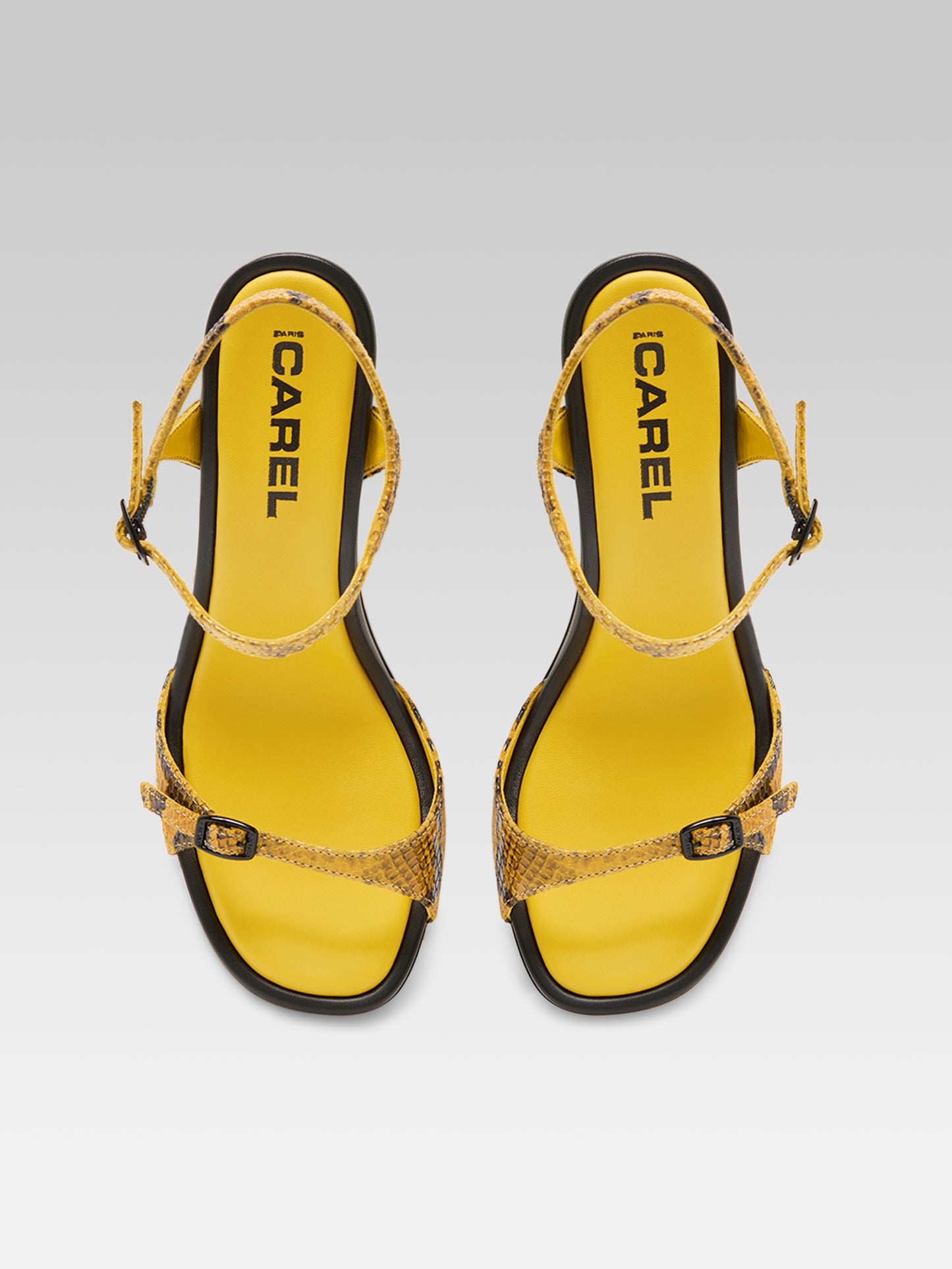 Celeste - Sandales à talons cuir verni imprimé serpent jaune