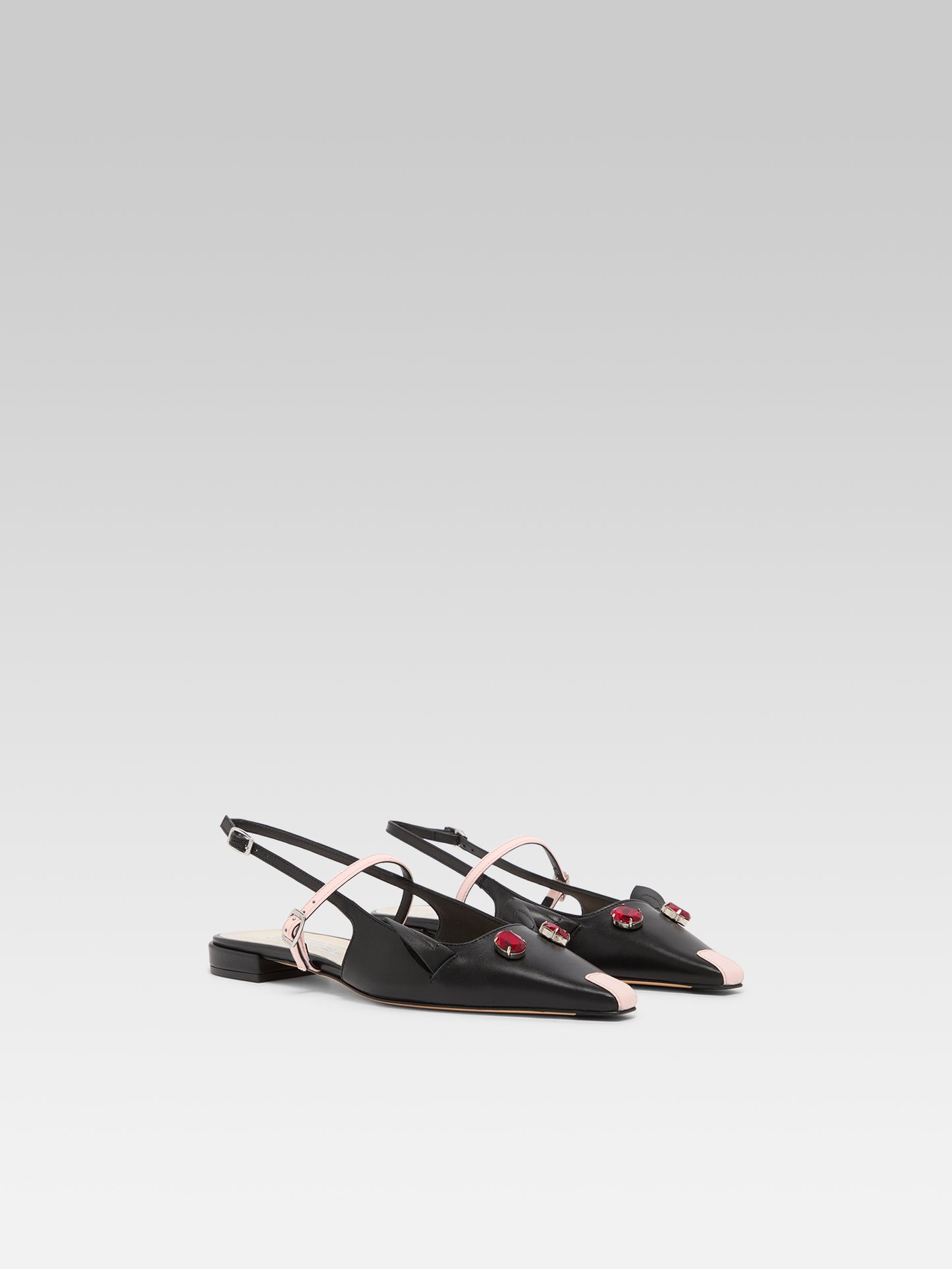 Souris P - Black leather slingback