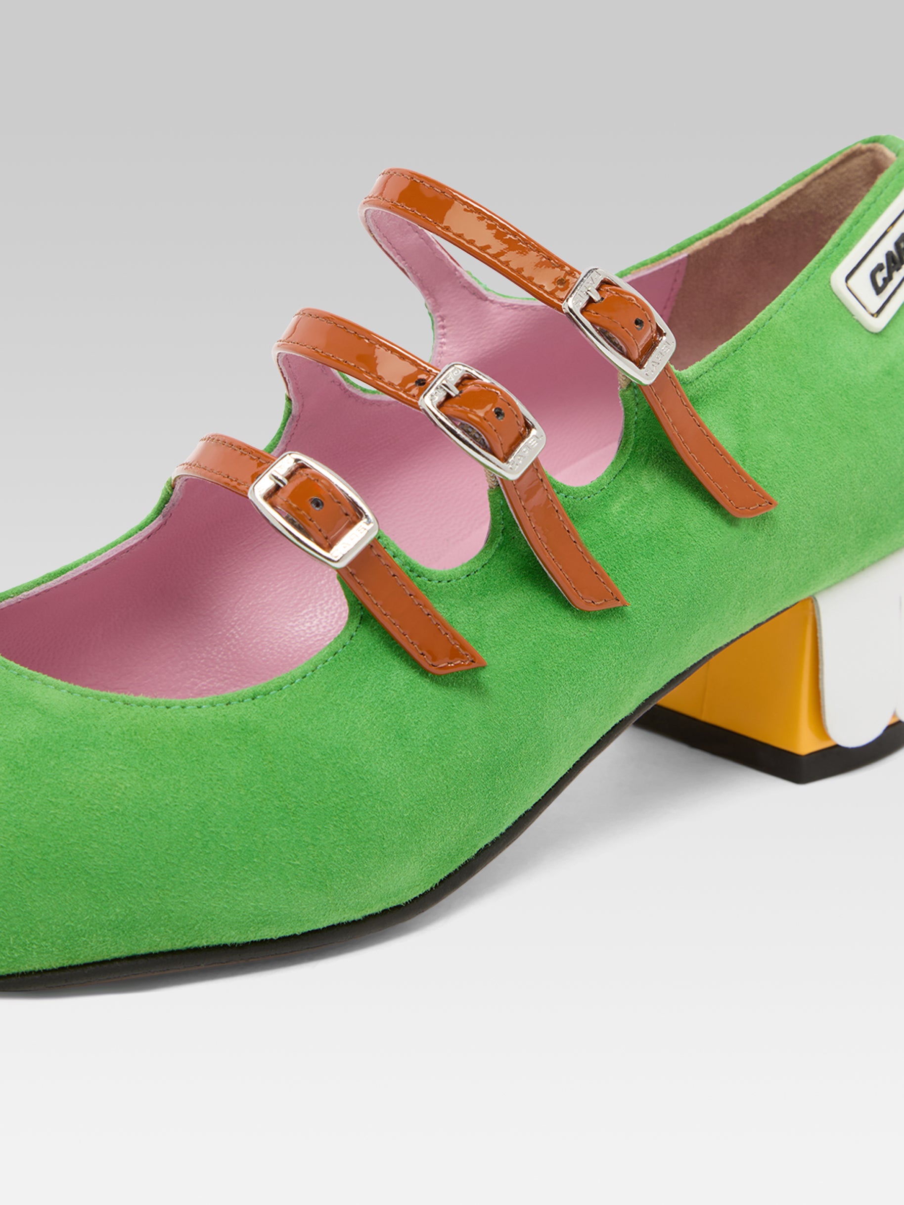 Pétale K - Escarpins babies cuir velours vert pomme et pétales - Image numéro 2